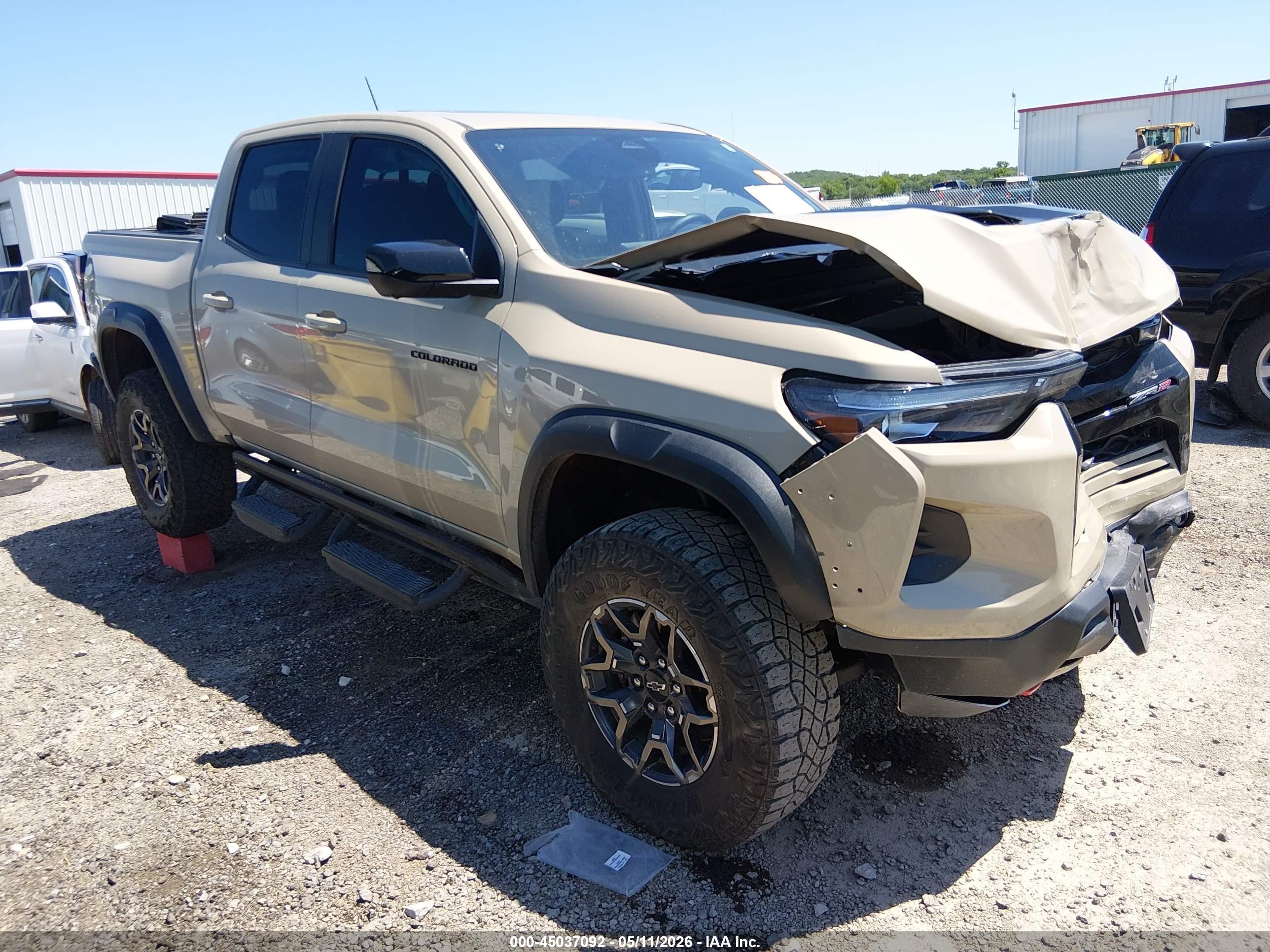 2024 Chevrolet Colorado 4WD ZR2, VIN 1GCPTFEKXR1149879 — Front end