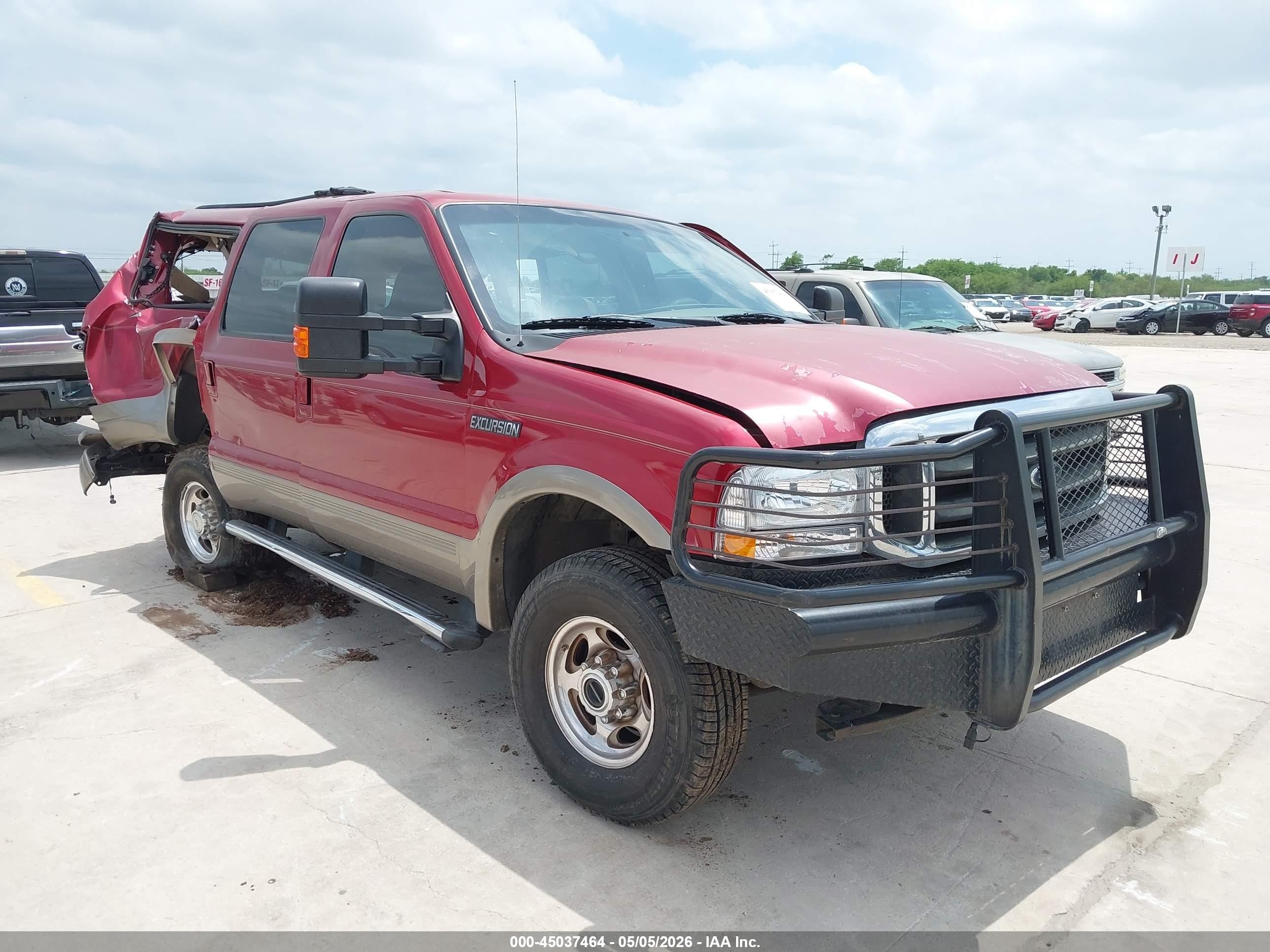 2004 Ford Excursion Eddie Bauer, VIN 1FMSU45PX4EA91230 — Rear end