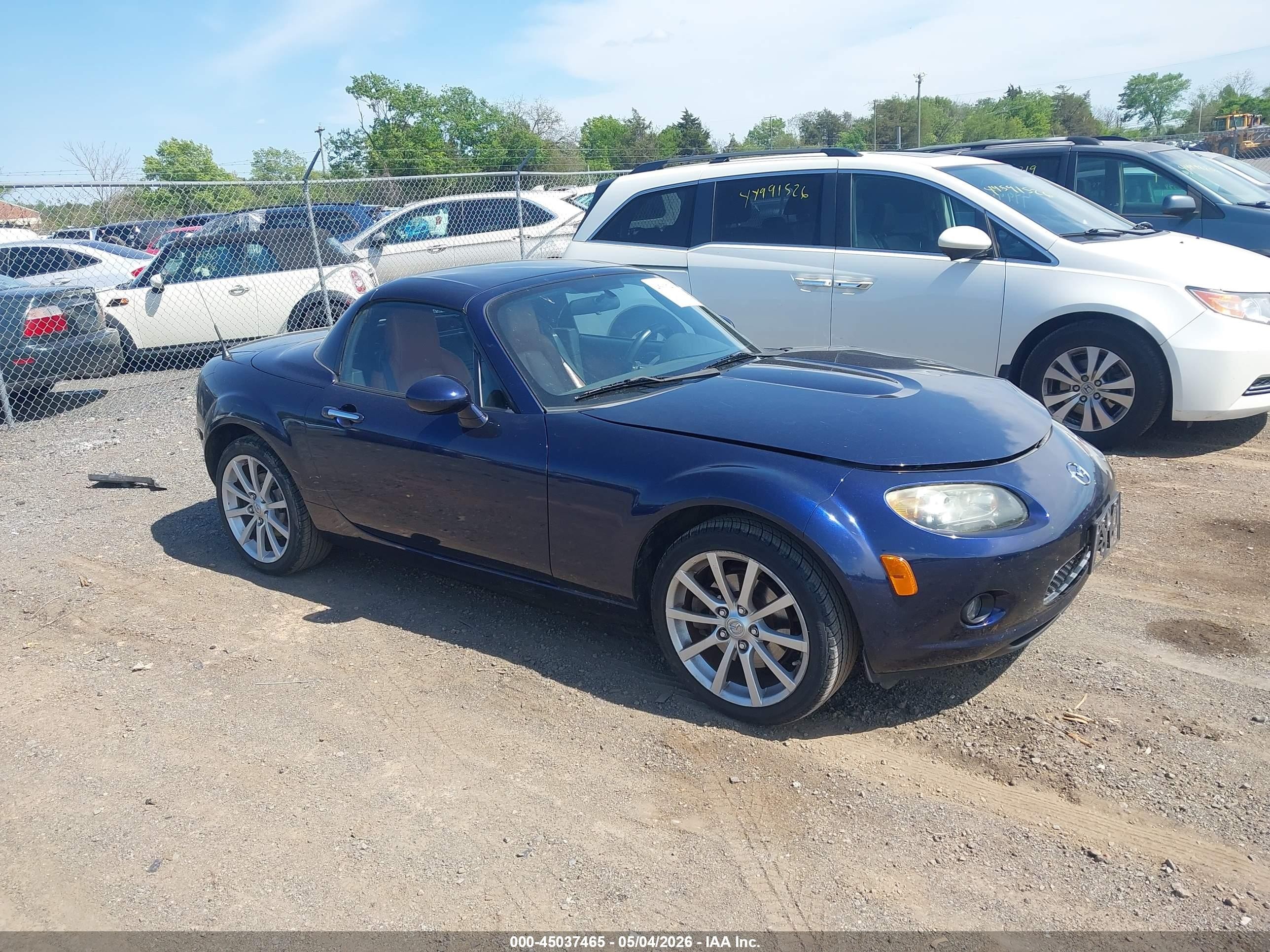 2008 Mazda MX-5 Miata Grand Touring, VIN JM1NC26F580143333 — Normal wear