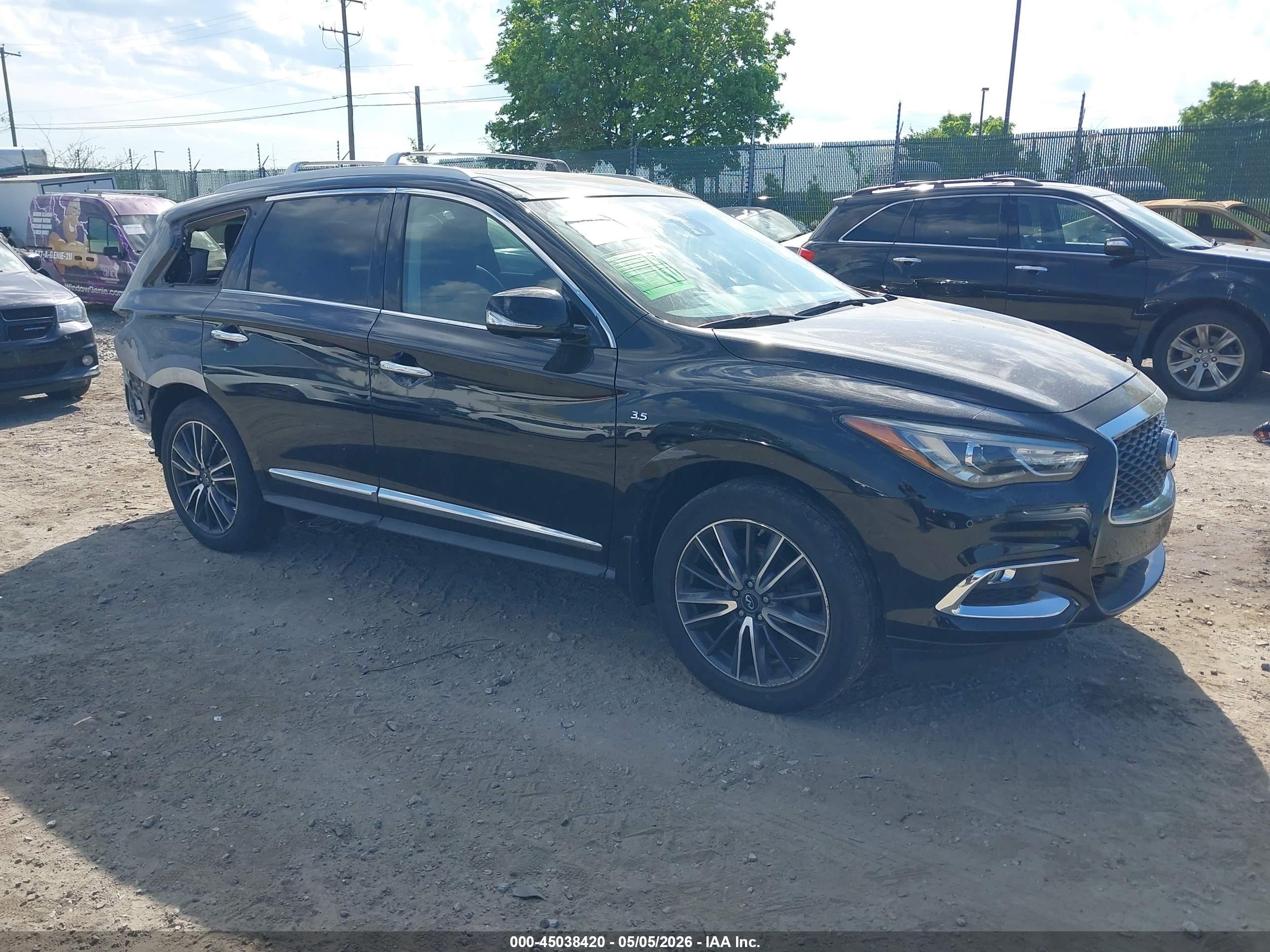 2017 Infiniti QX60, VIN 5N1DL0MM9HC528597 — Rear end