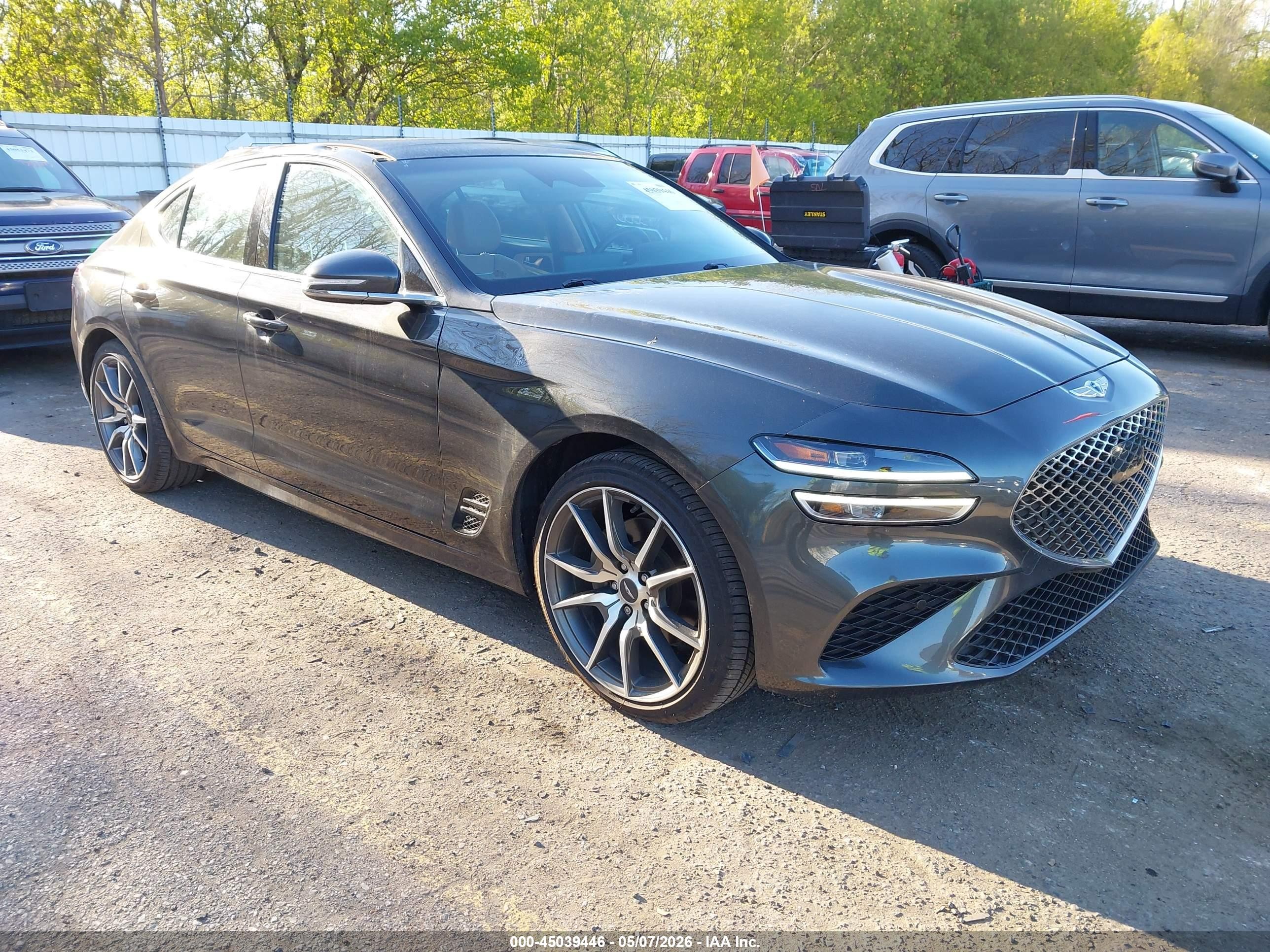 2022 Genesis G70 2.0T, VIN KMTG34TA3NU099772 — Roof