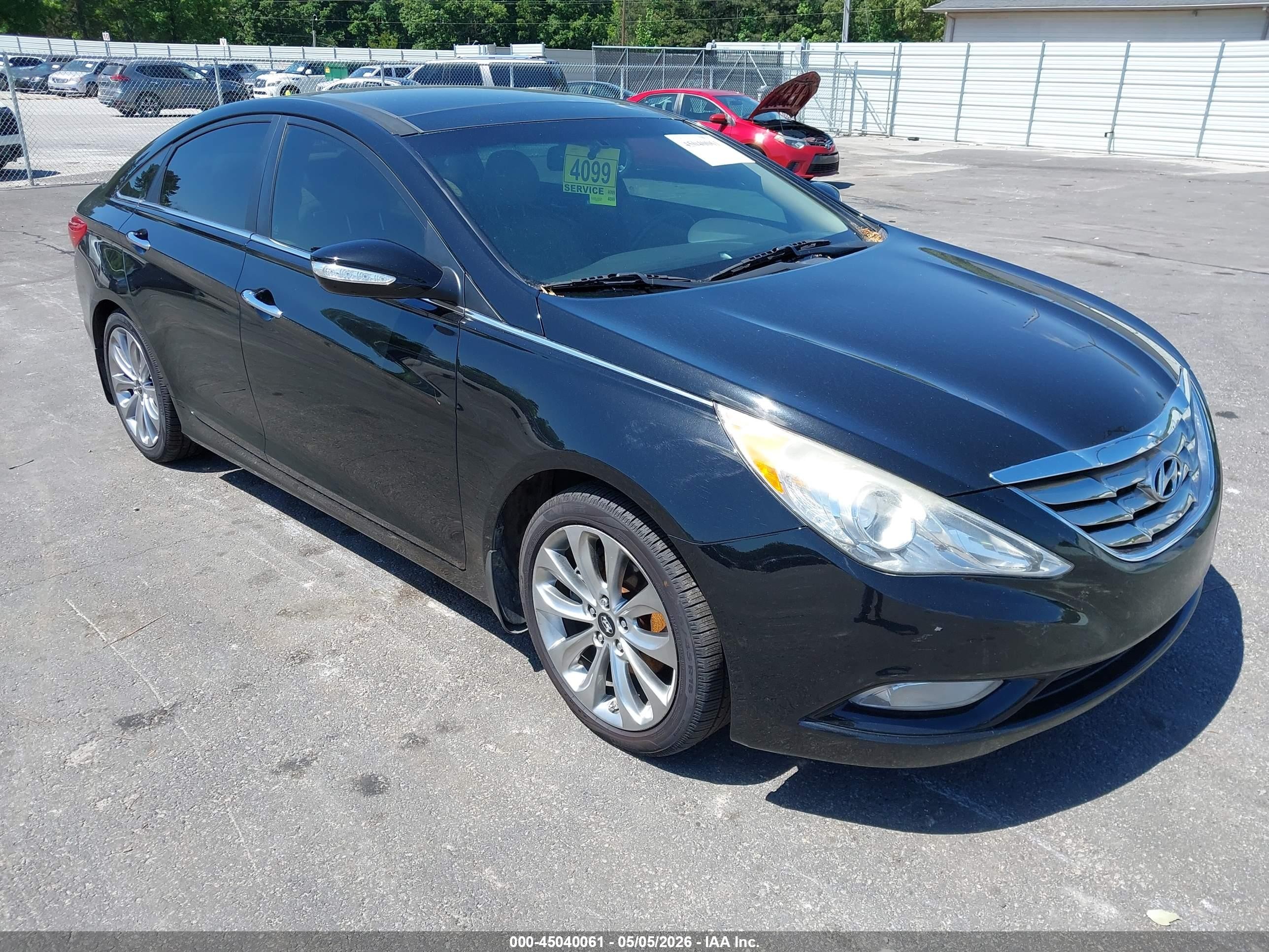 2012 Hyundai Sonata Limited, VIN 5NPEC4AB2CH410424 — Normal wear