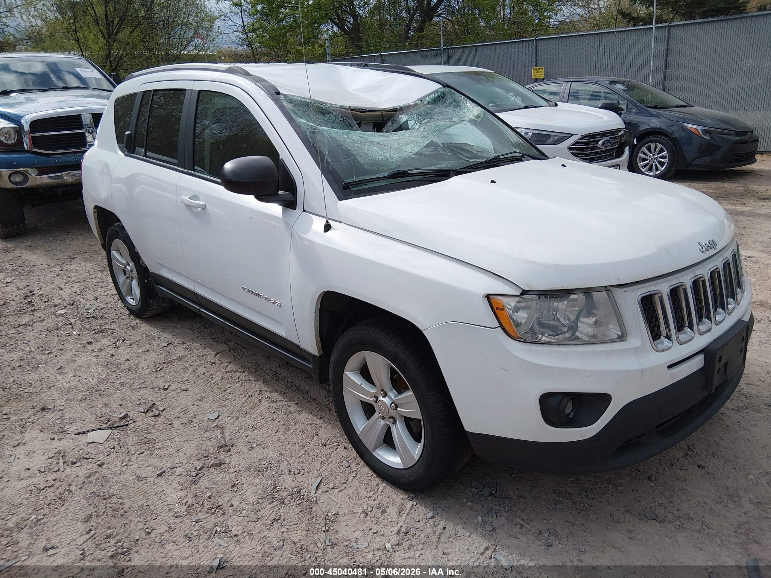 2017 Jeep Compass Sport SE, VIN 1C4NJDBB4HD142798 — Roof