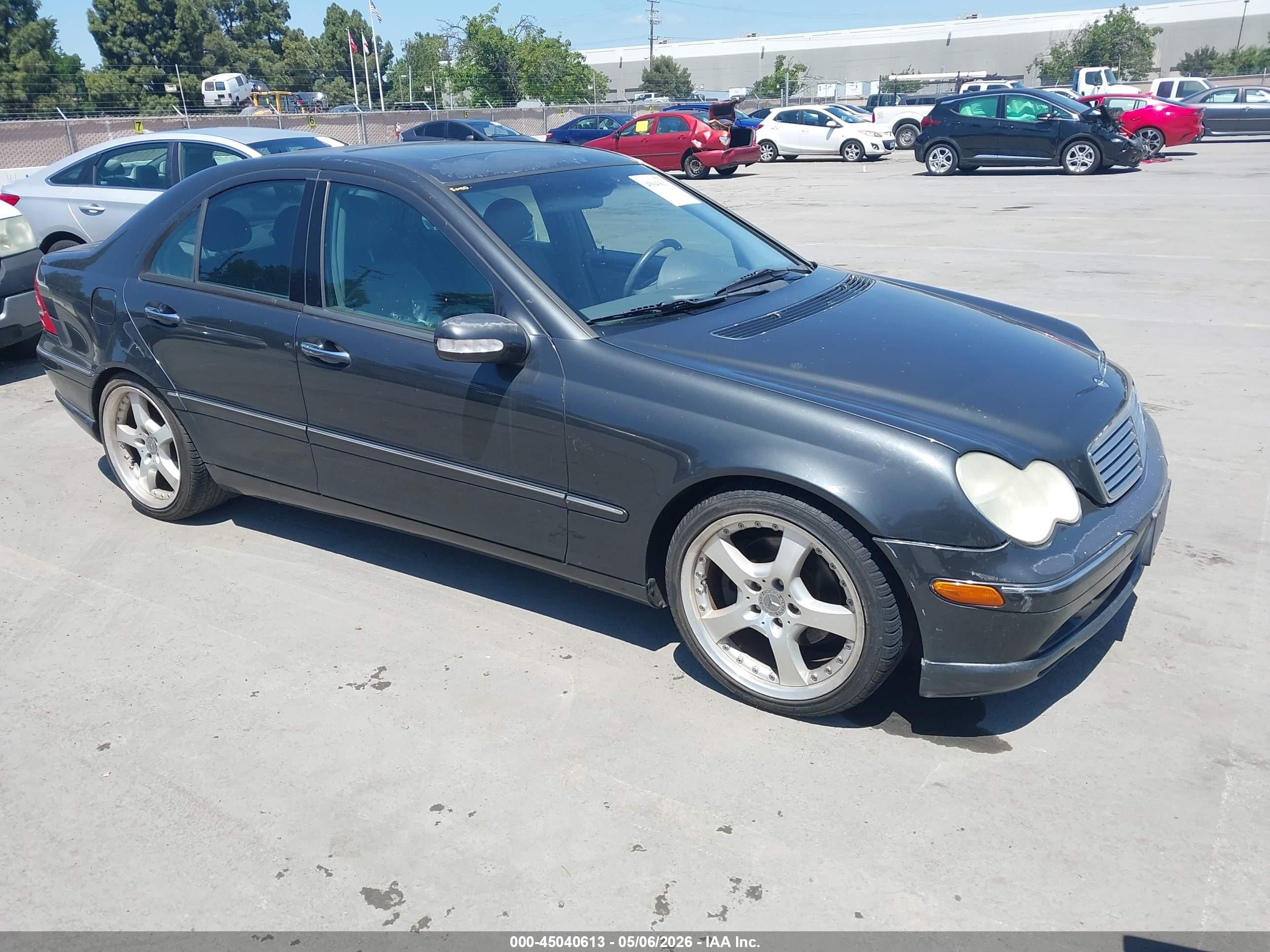 2001 Mercedes-Benz C 230/260/280/320, VIN WDBRF64J41F062283 — Electrical