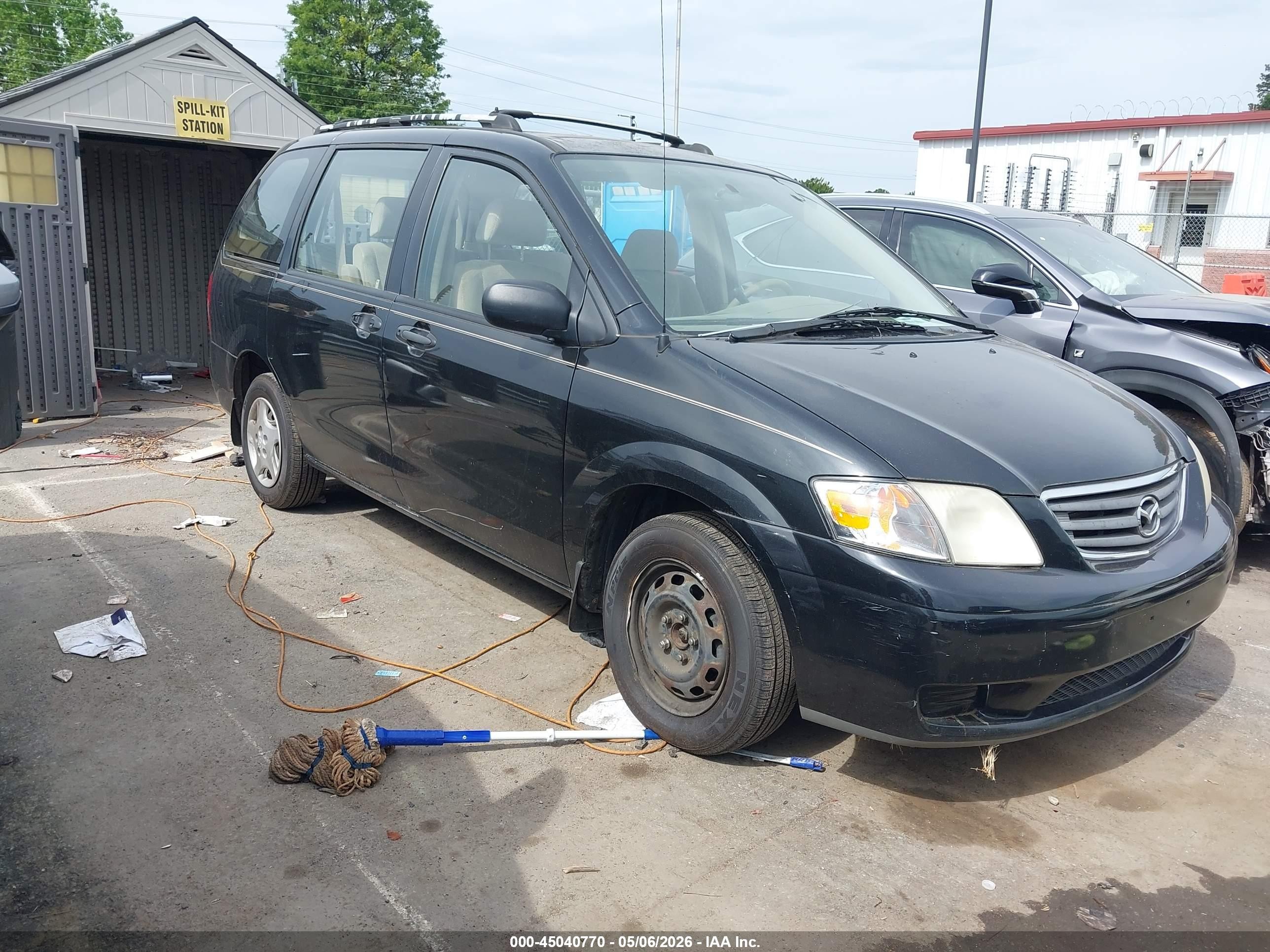 2001 Mazda MPV DX, VIN JM3LW28G710173760 — Side