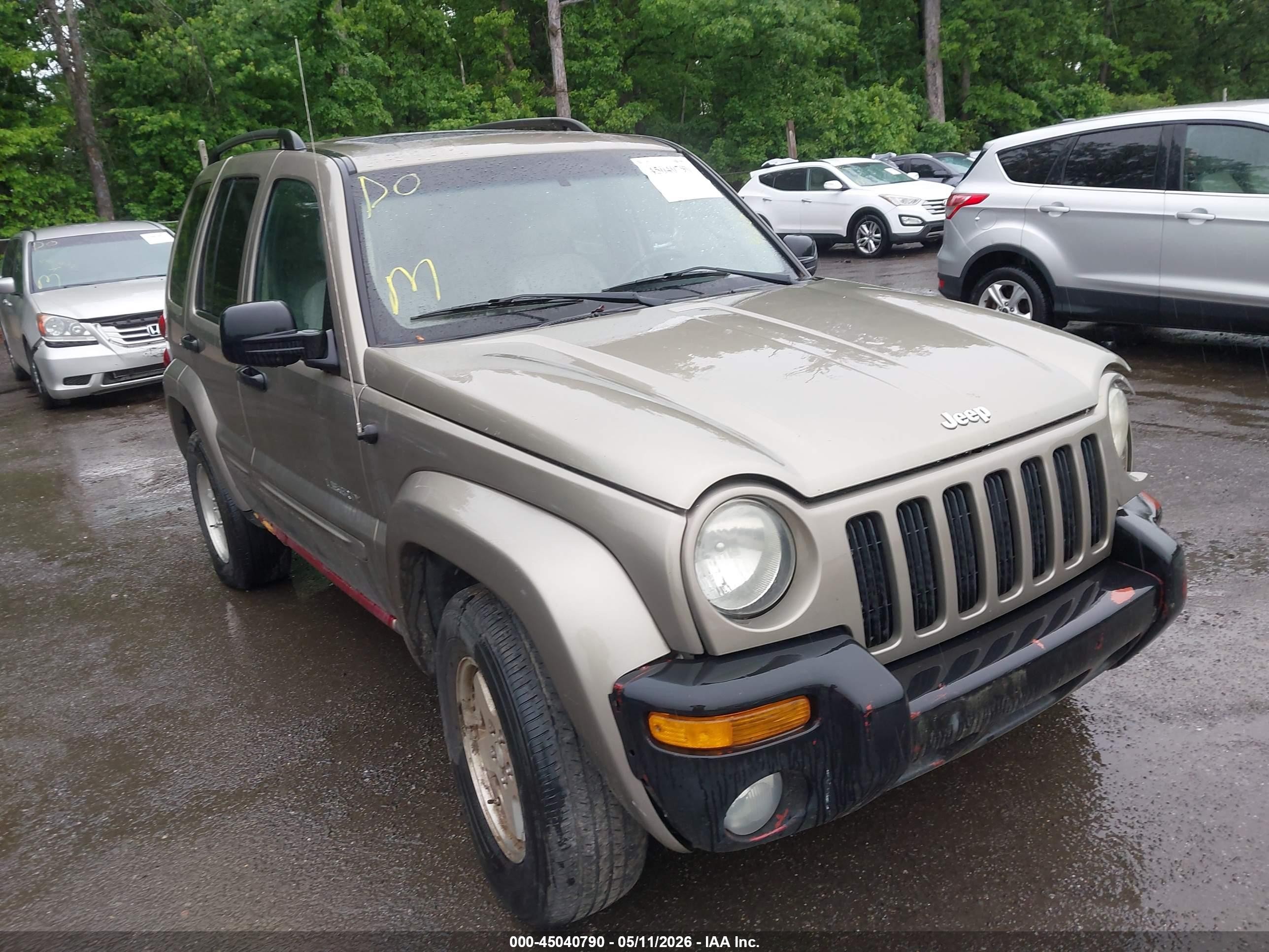 2004 Jeep Liberty Limited, VIN 1J4GL58K14W116264 — Перед