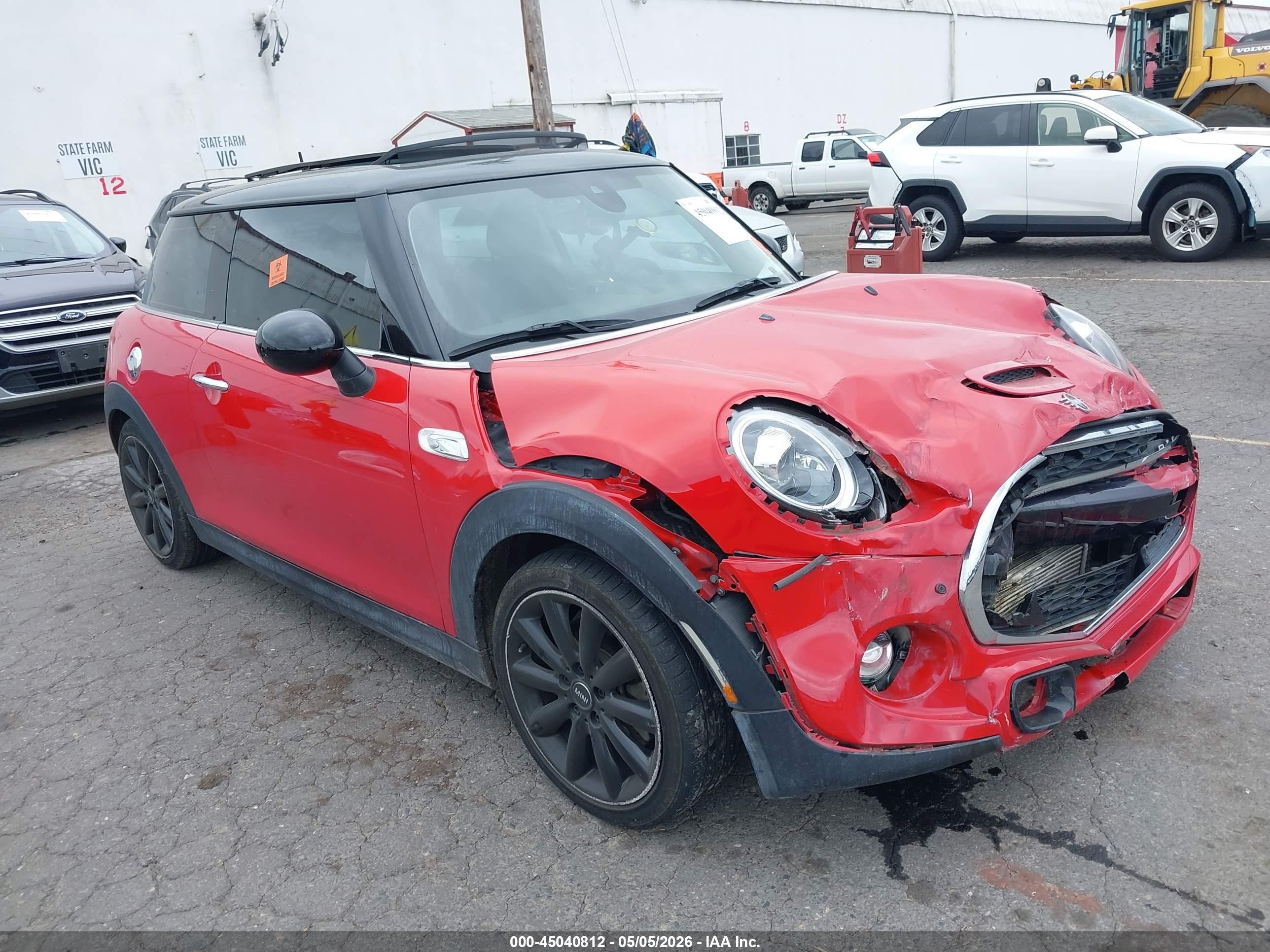 2019 MINI Hardtop Cooper S, VIN WMWXP7C54K2A51826 — Biohazard / chemical