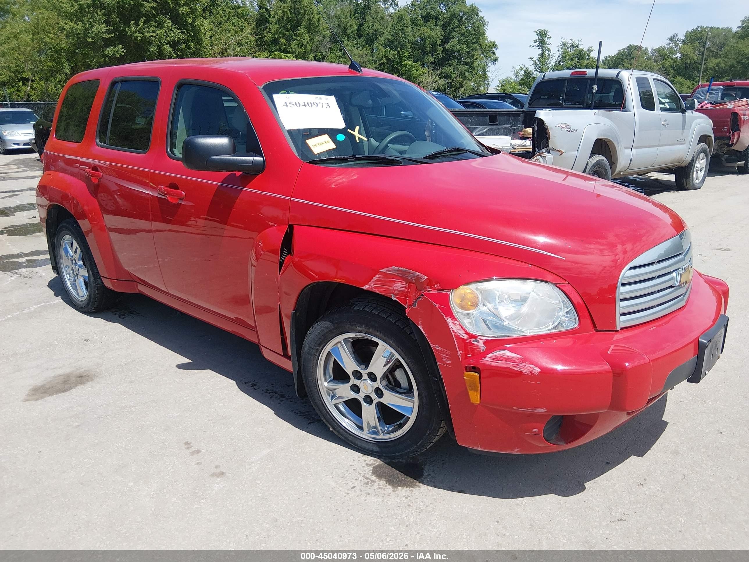 2011 Chevrolet HHR LS, VIN 3GNBAAFW4BS531003 — Front end