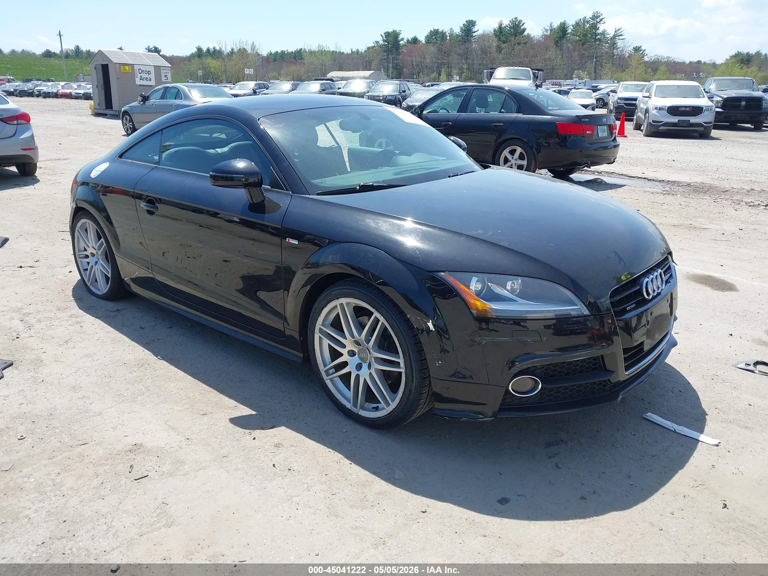 2014 Audi TT 2.0T, VIN TRUBFAFK3E1000409 — Бок