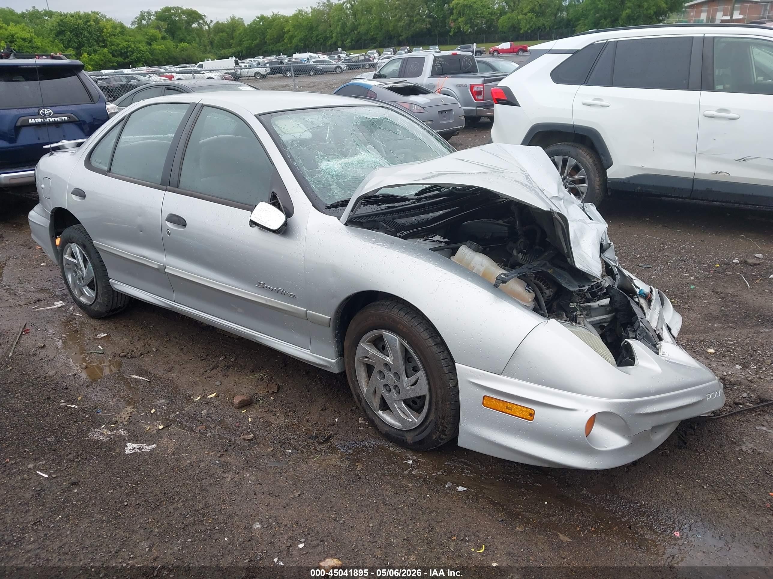 2002 Pontiac Sunfire SE, VIN 1G2JB524627271428 — Перед