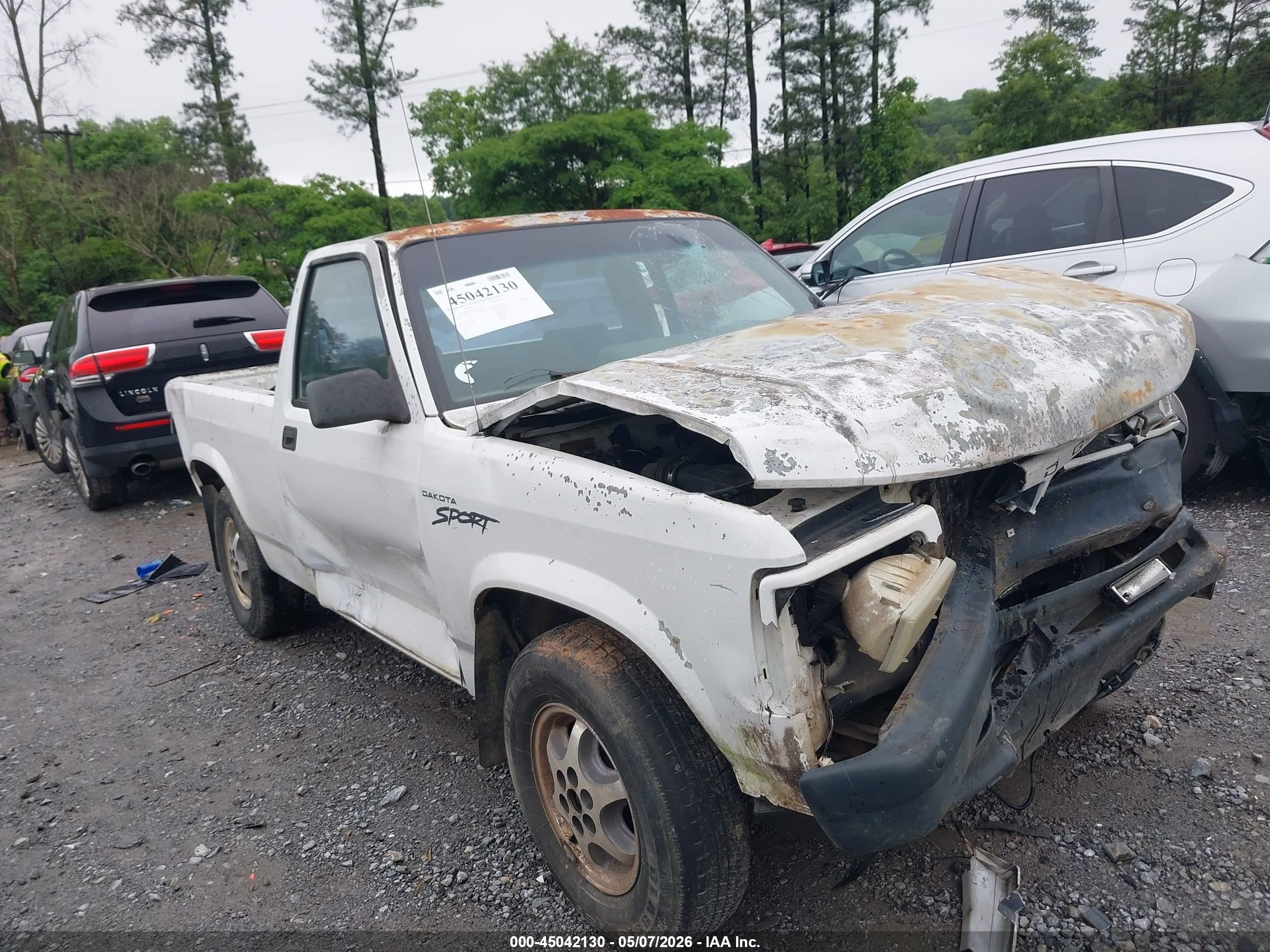 1996 Dodge Dakota, VIN 1B7FL26P7TS631600 — Перед