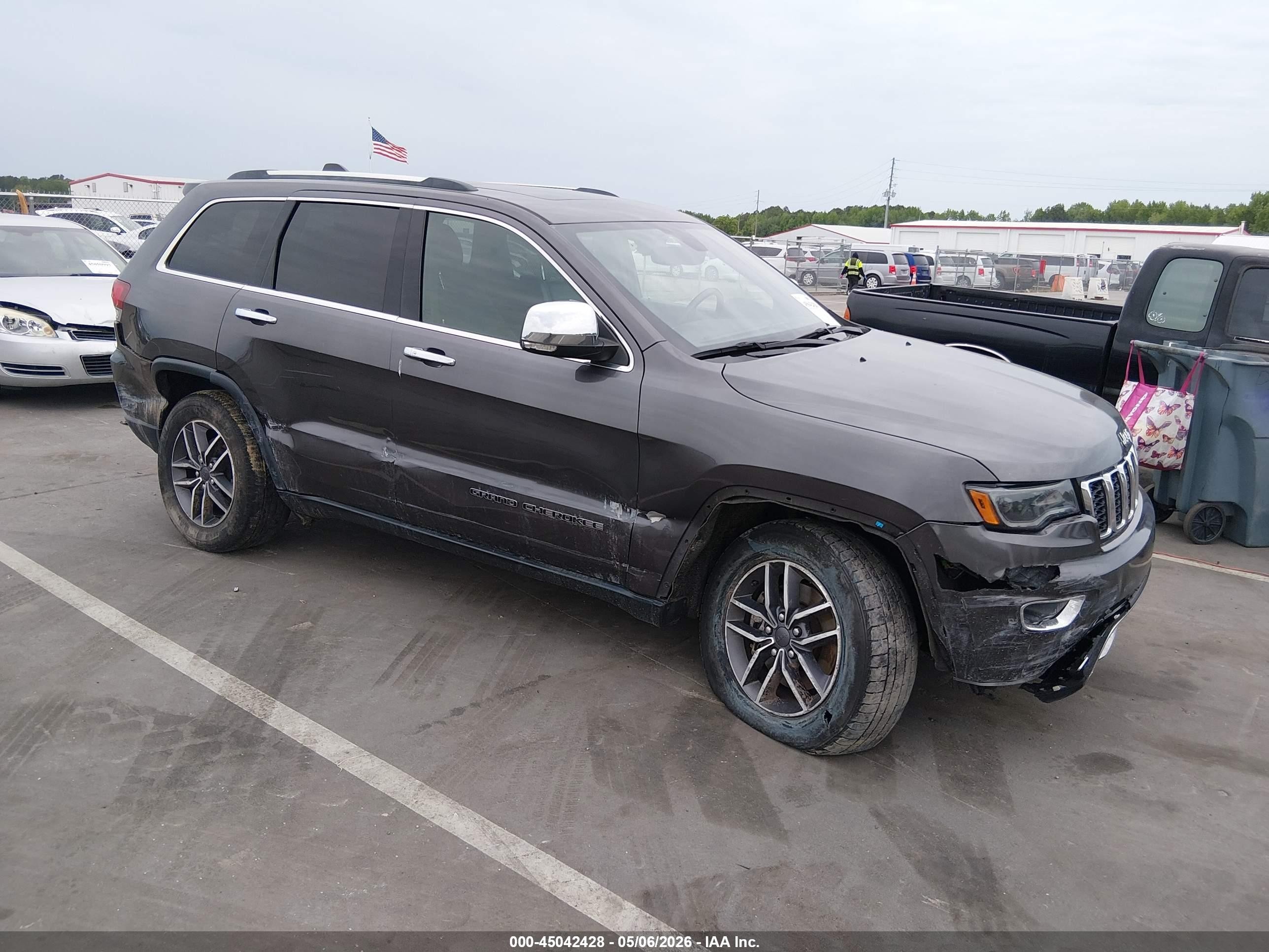 2021 Jeep Grand Cherokee Limited, VIN 1C4RJFBG6MC508432 — Side