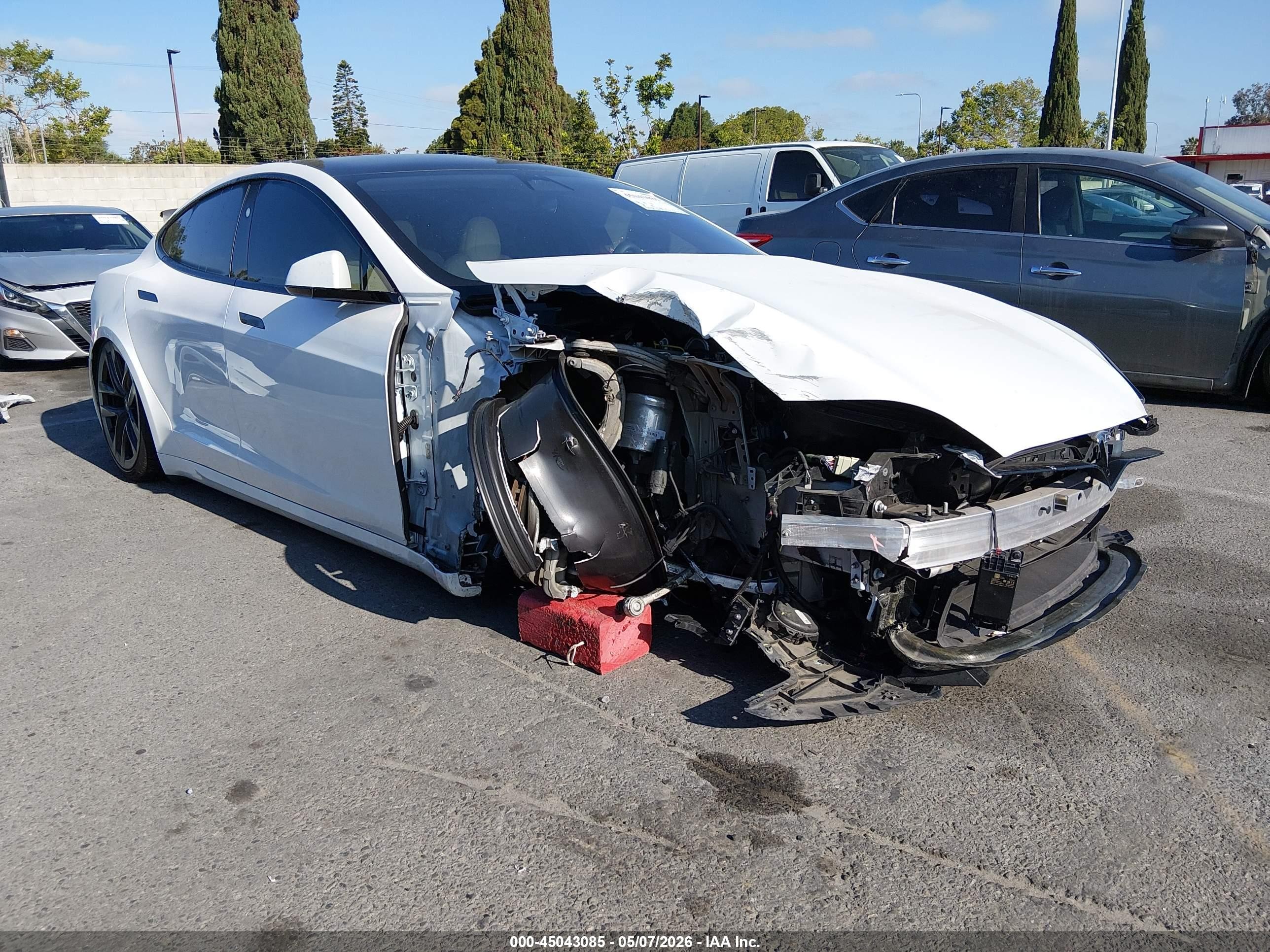 2023 Tesla Model S, VIN 5YJSA1E58PF522645 — Front end