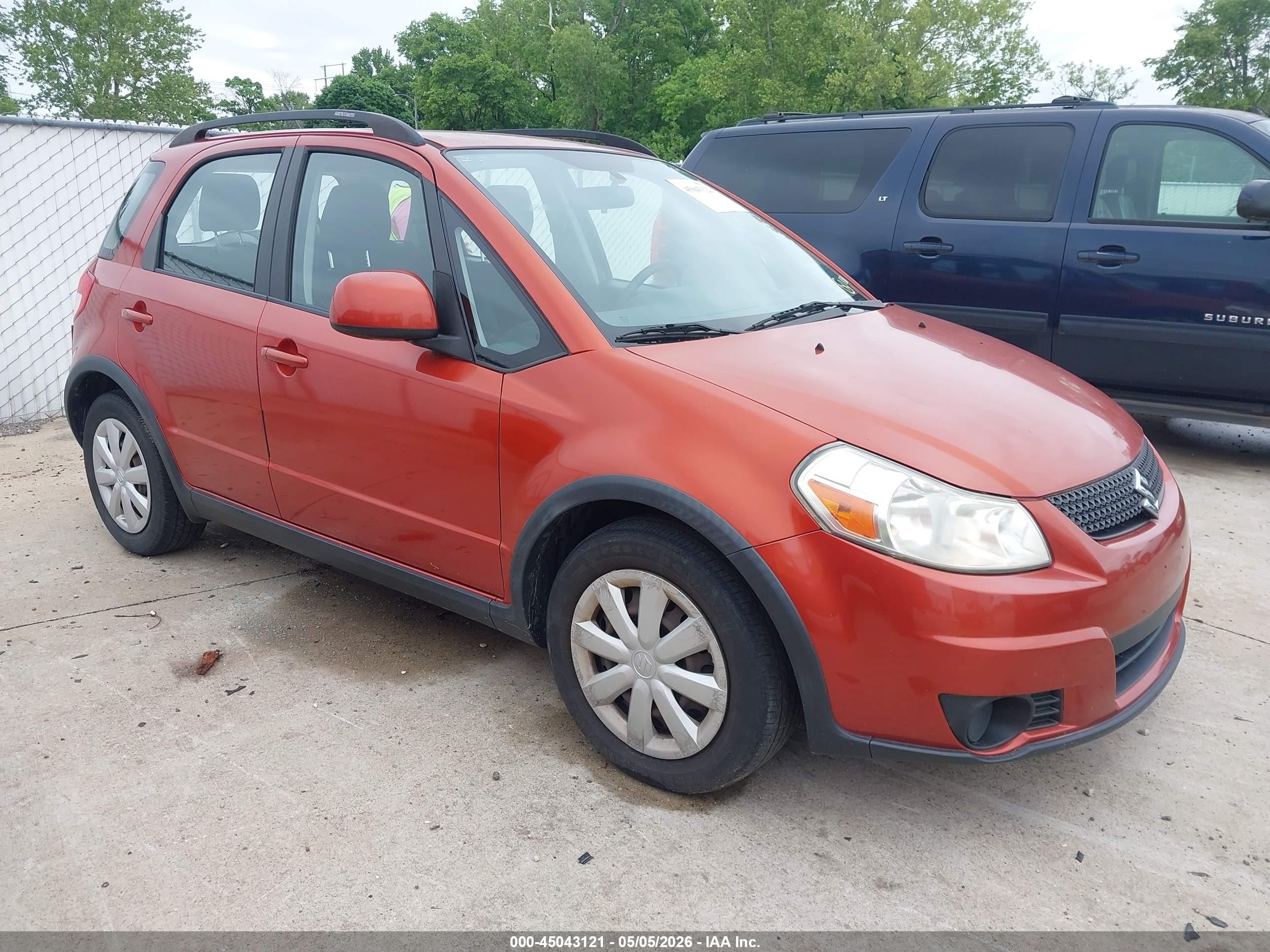 2011 Suzuki SX4 Crossover, VIN JS2YB5A31B6300901 — Normal wear