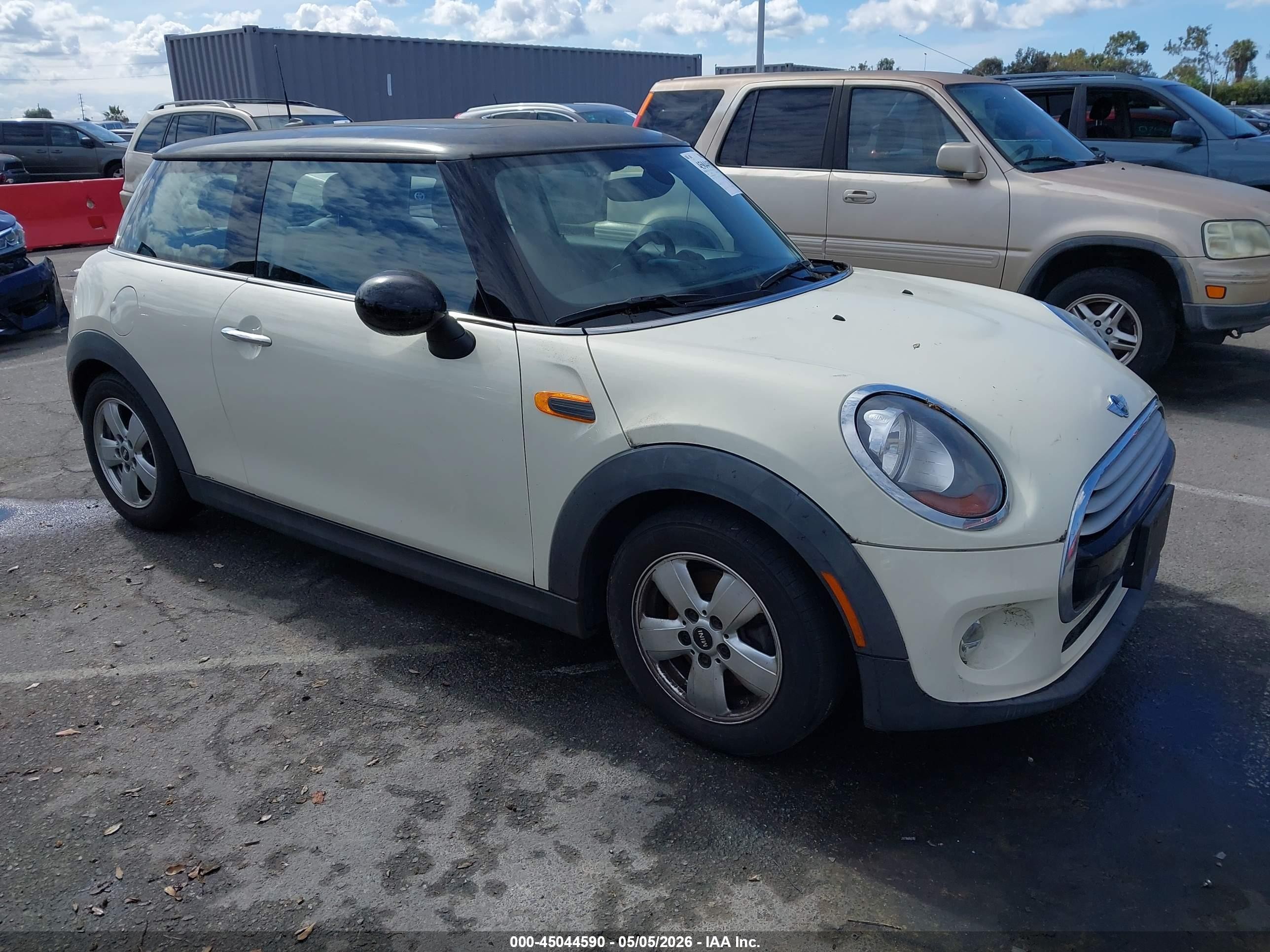 2014 MINI Hardtop, VIN WMWXM5C59ET936757 — Обычный износ