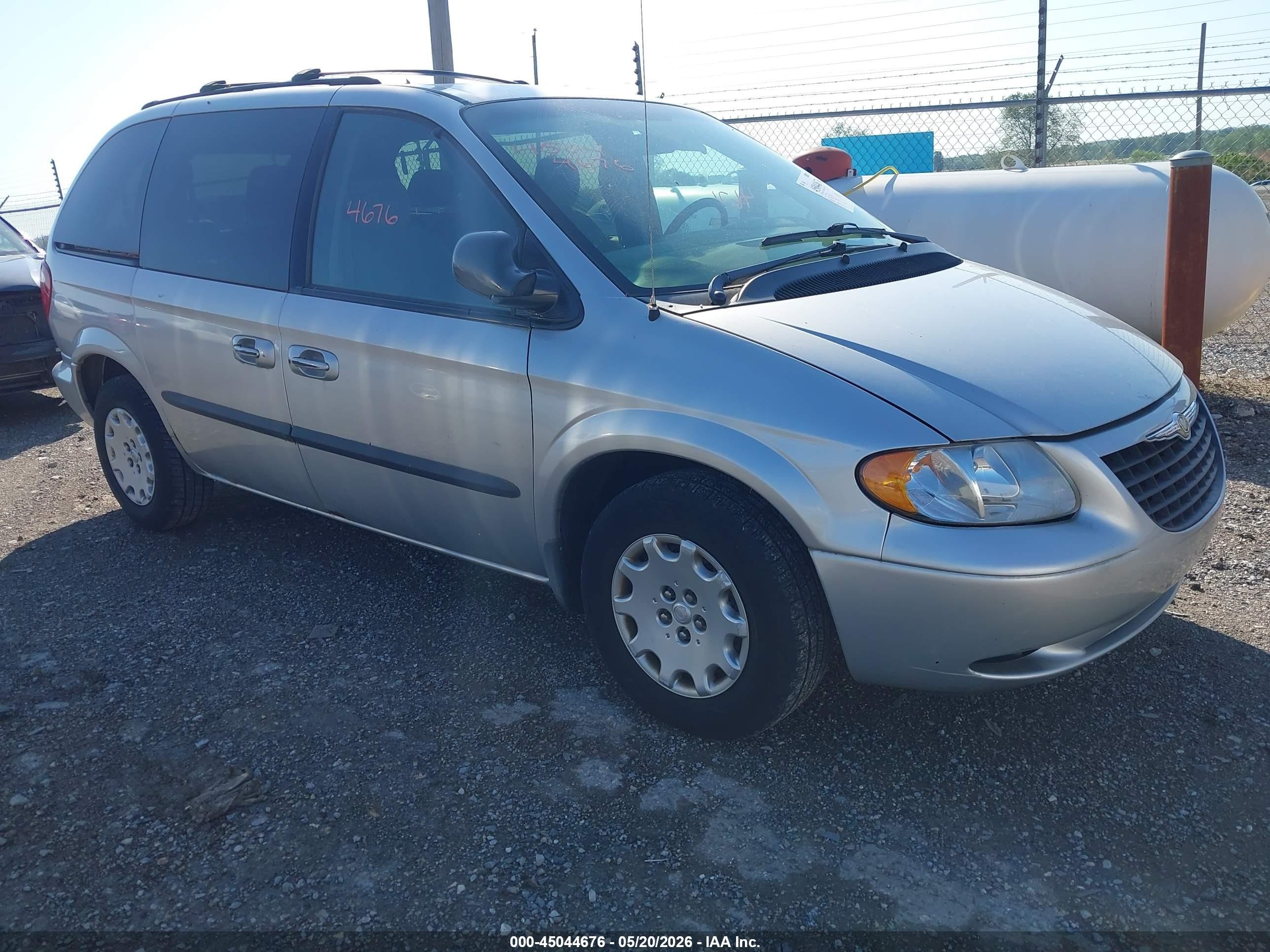 2003 Chrysler Voyager LX, VIN 1C8GJ45343B212347 — Обычный износ