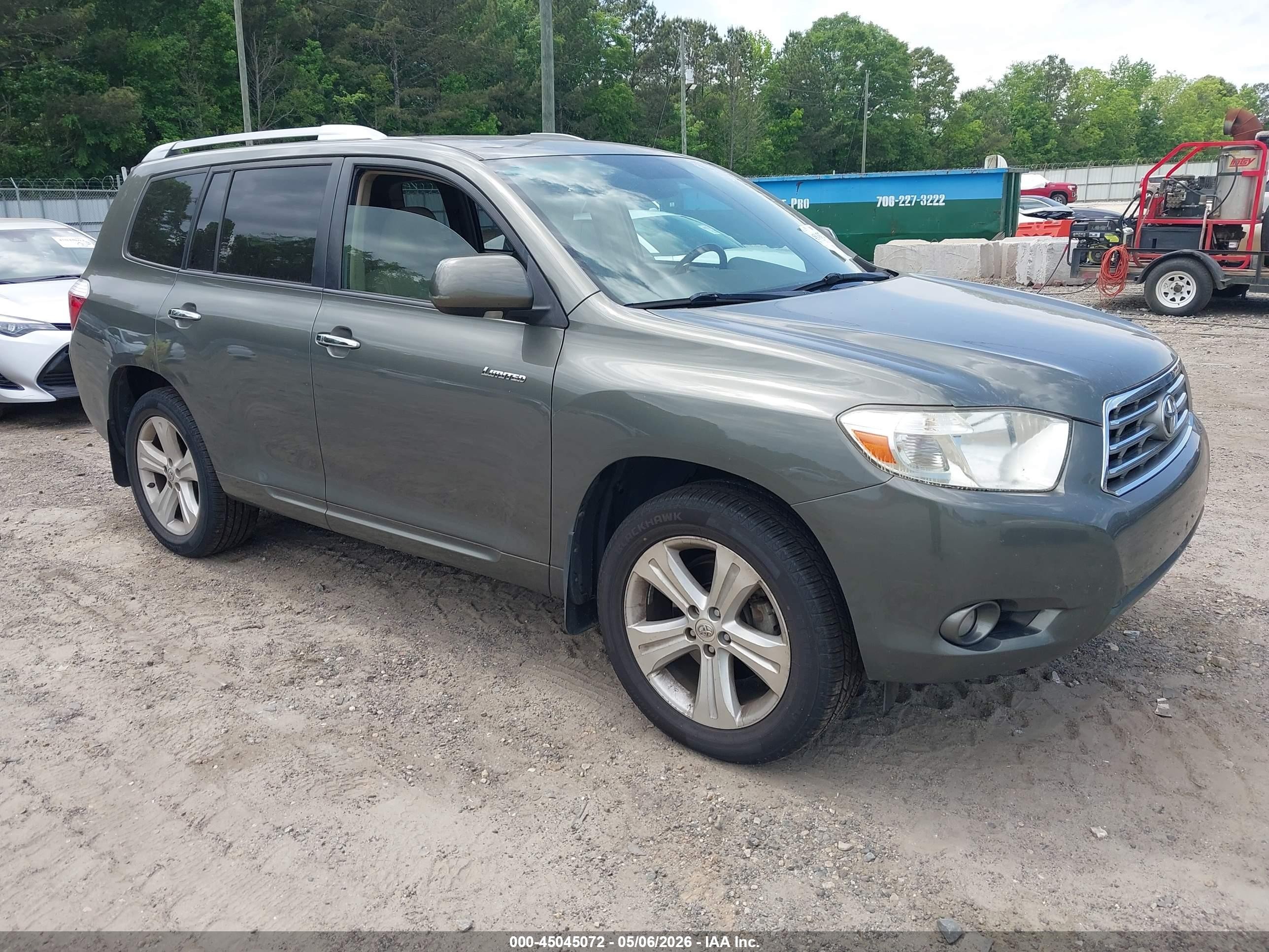 2009 Toyota Highlander Limited, VIN JTEDS42A892092190 — Side