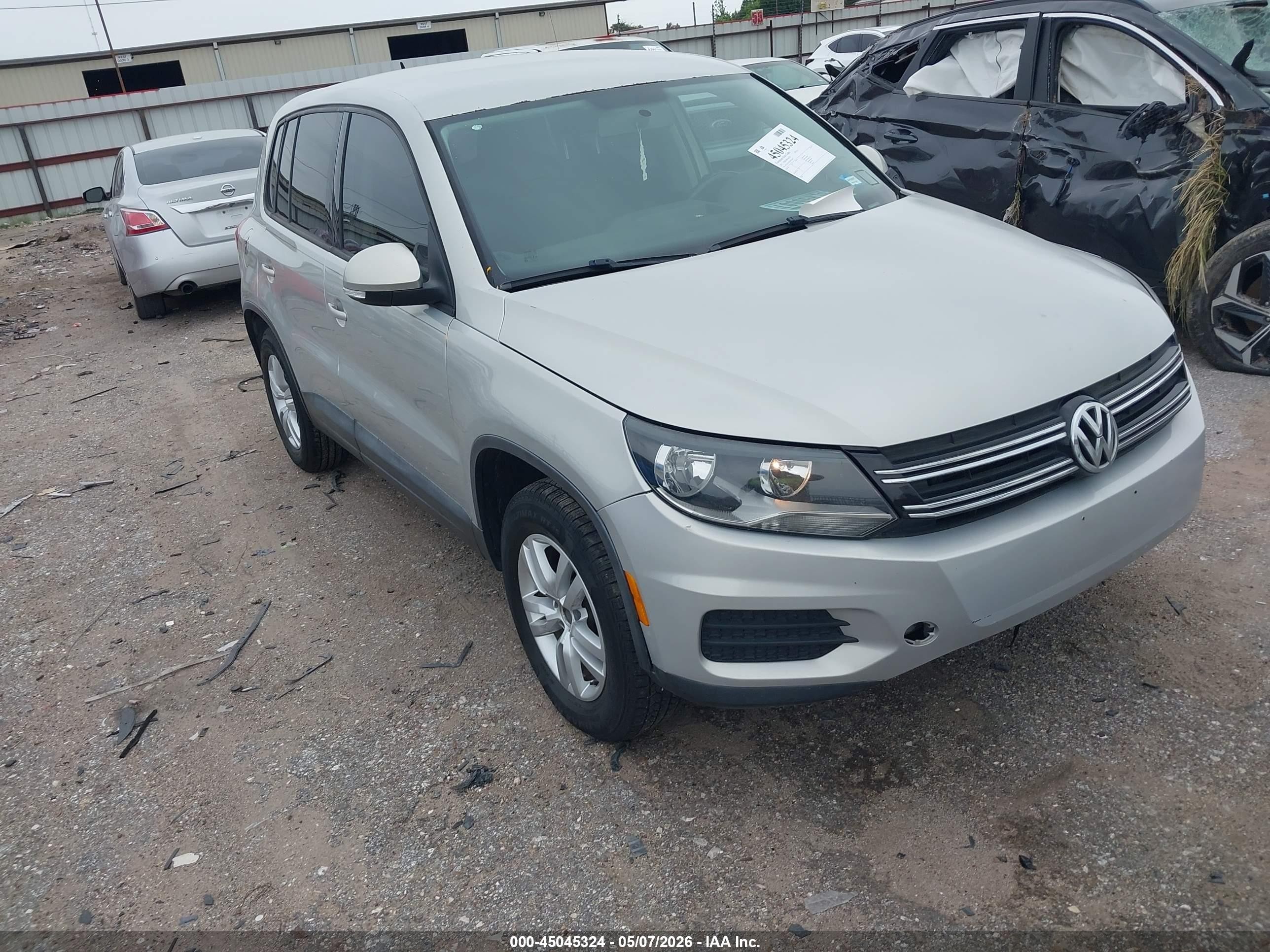 2013 Volkswagen Tiguan S, VIN WVGAV7AXXDW515645 — Изъятие за долги