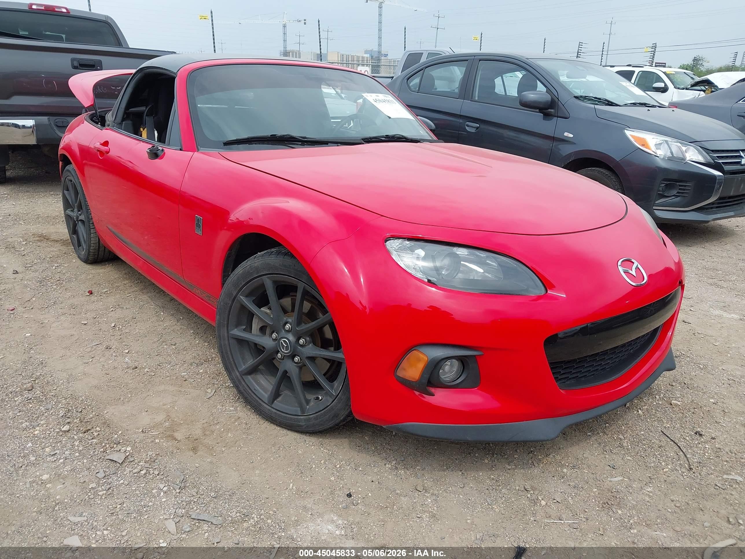 2013 Mazda MX-5 Miata Club, VIN JM1NC2MF7D0227604 — Rear end