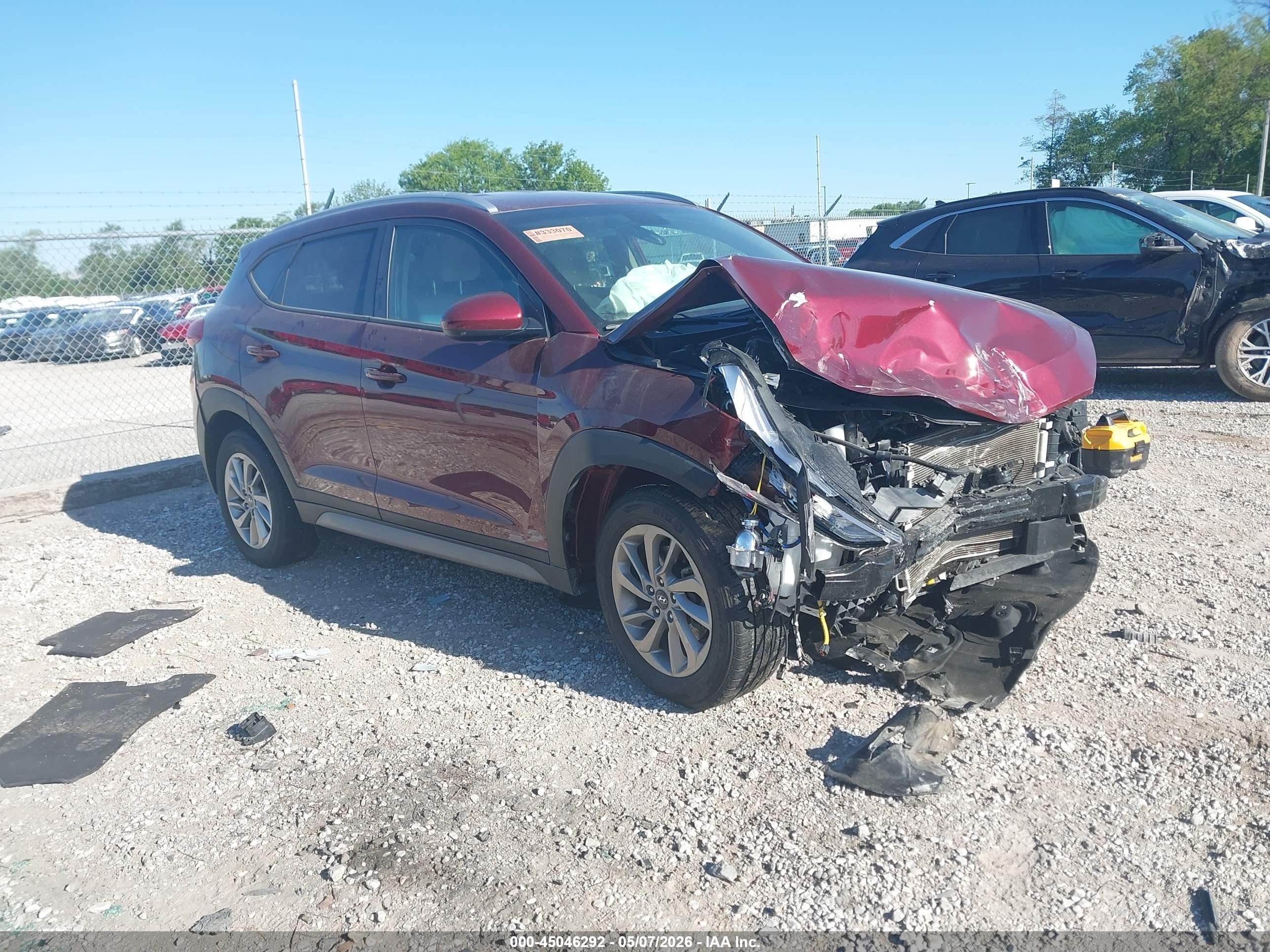 2018 Hyundai Tucson SEL, VIN KM8J3CA46JU607265 — Front end
