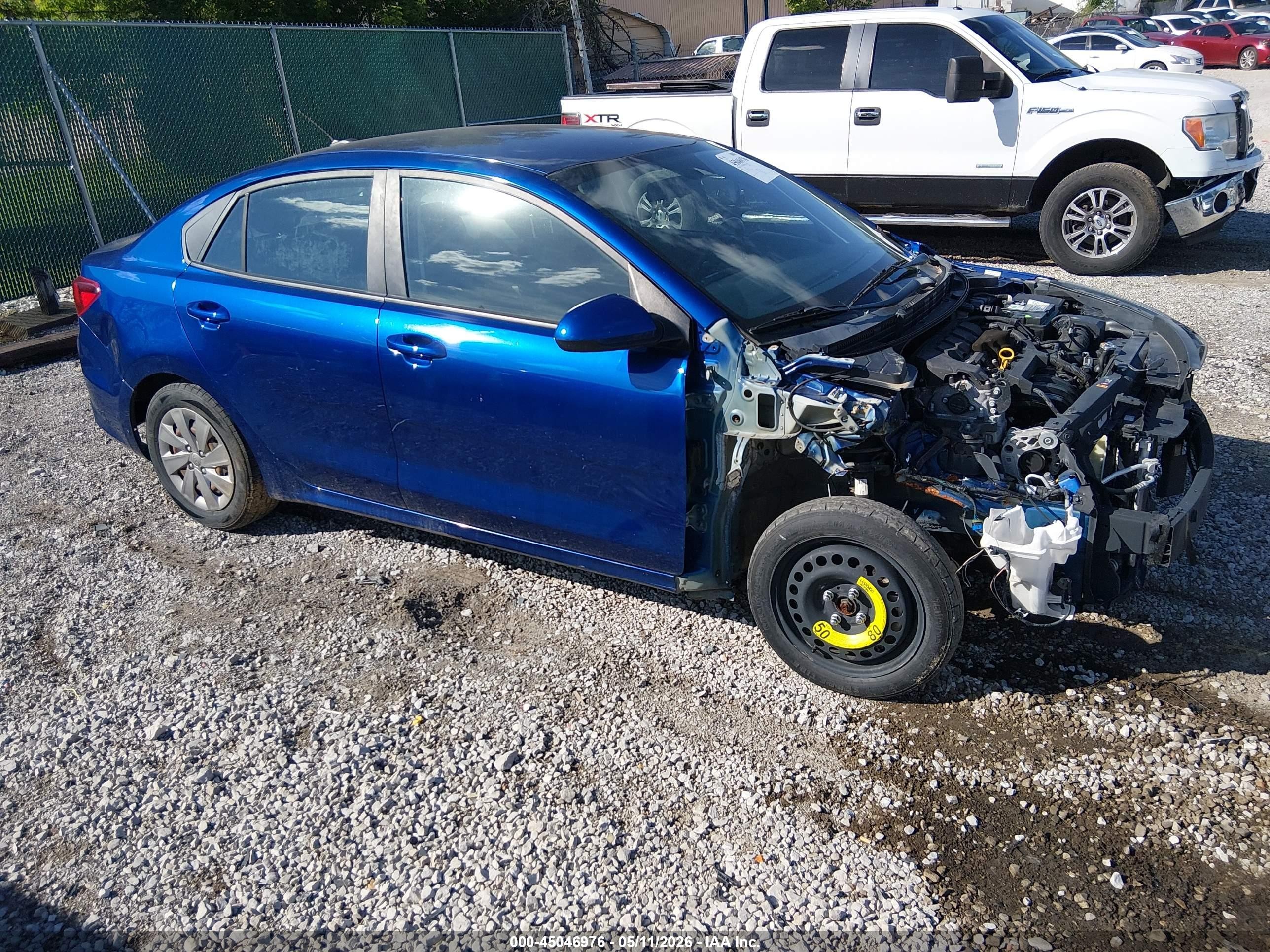 2020 Kia Rio S, VIN 3KPA24AD7LE289168 — Front end
