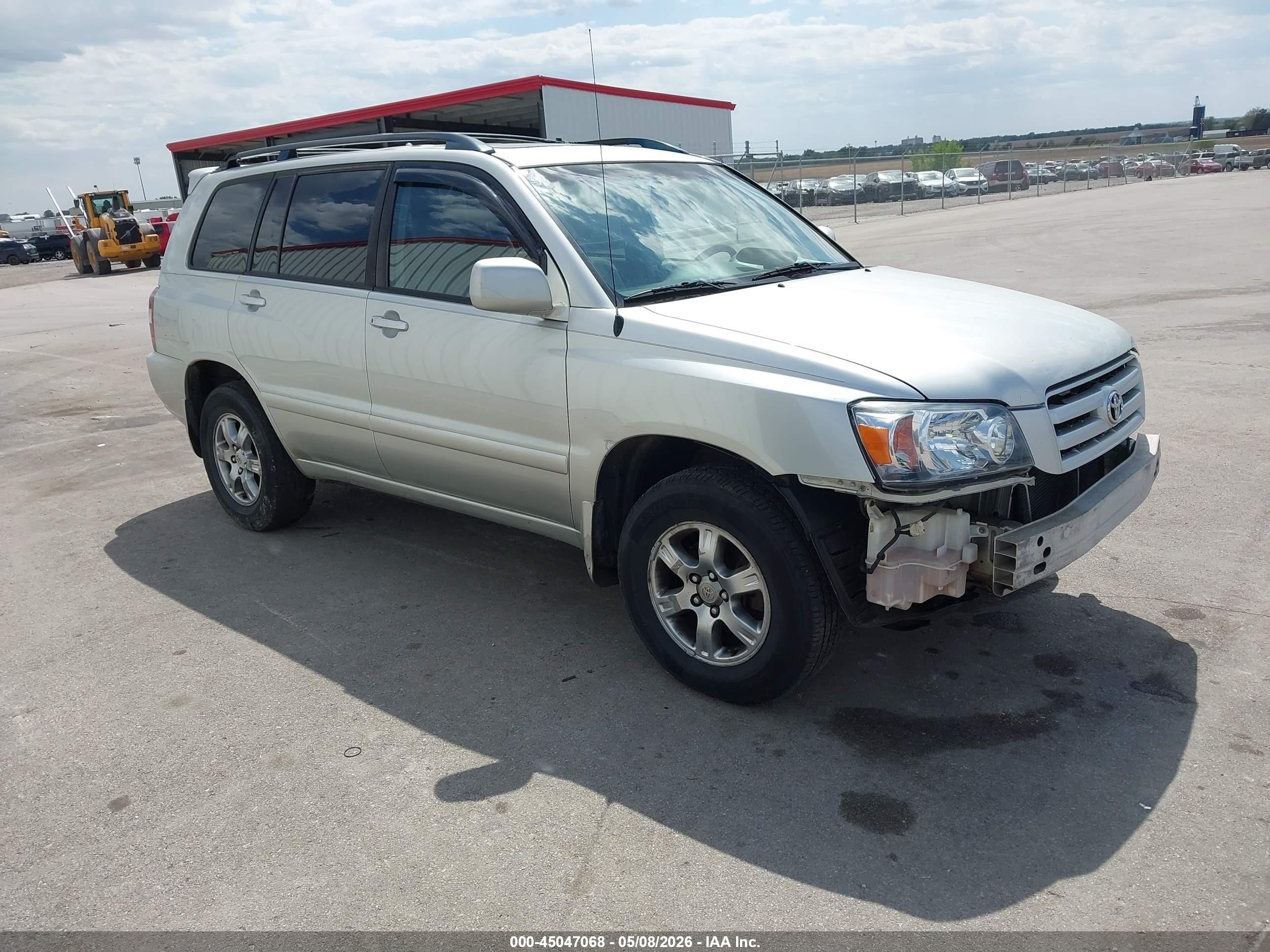 2004 Toyota Highlander Limited, VIN JTEEP21A640066316 — Front end