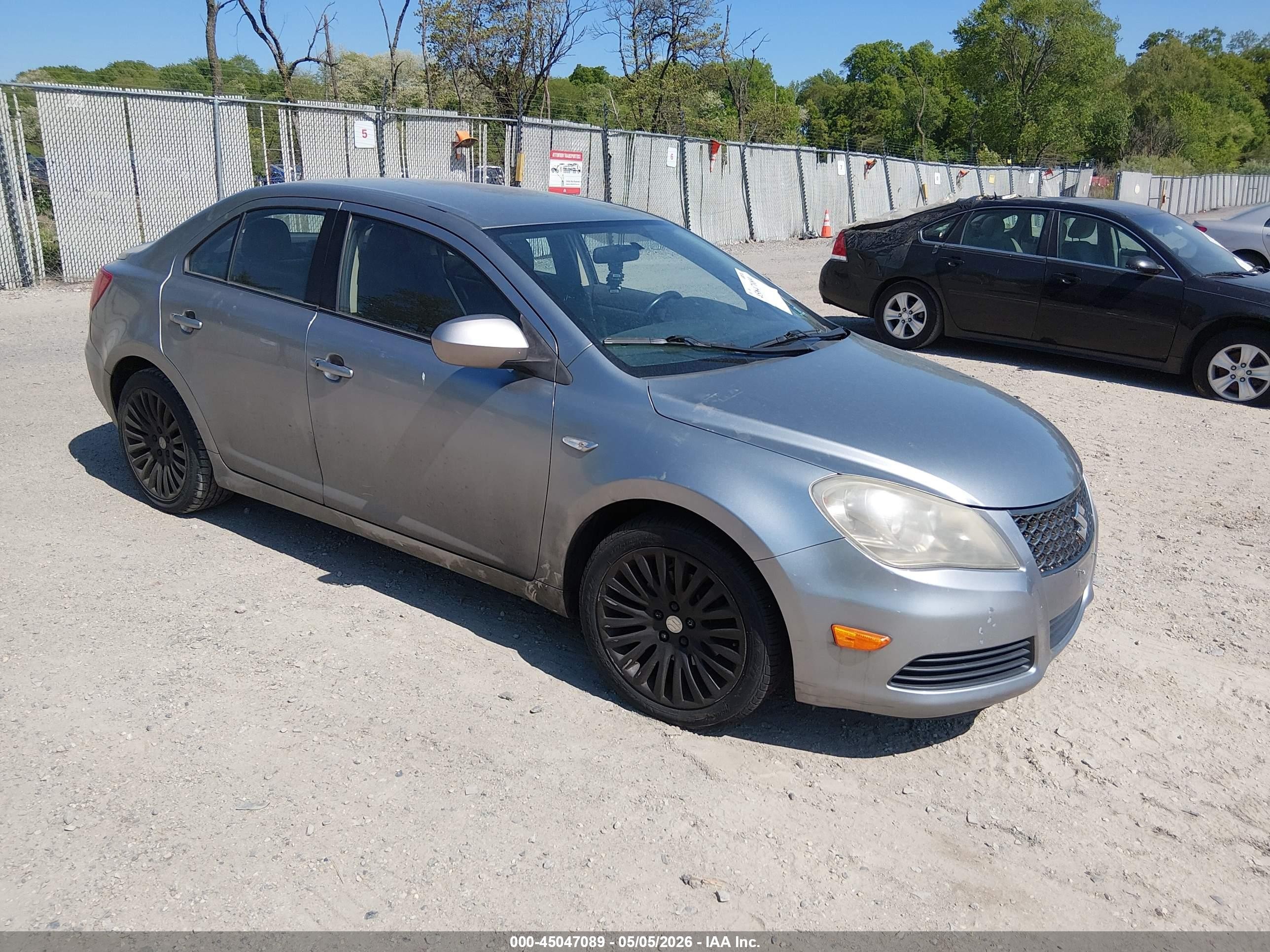 2012 Suzuki Kizashi SE, VIN JS2RE9A33C6100915 — Normal wear