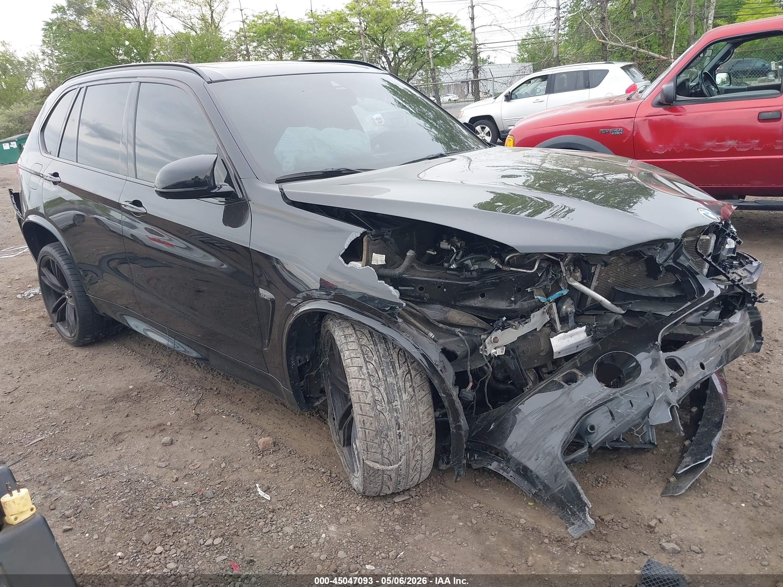 2016 BMW X5 M, VIN 5YMKT6C52G0R78639 — Front end