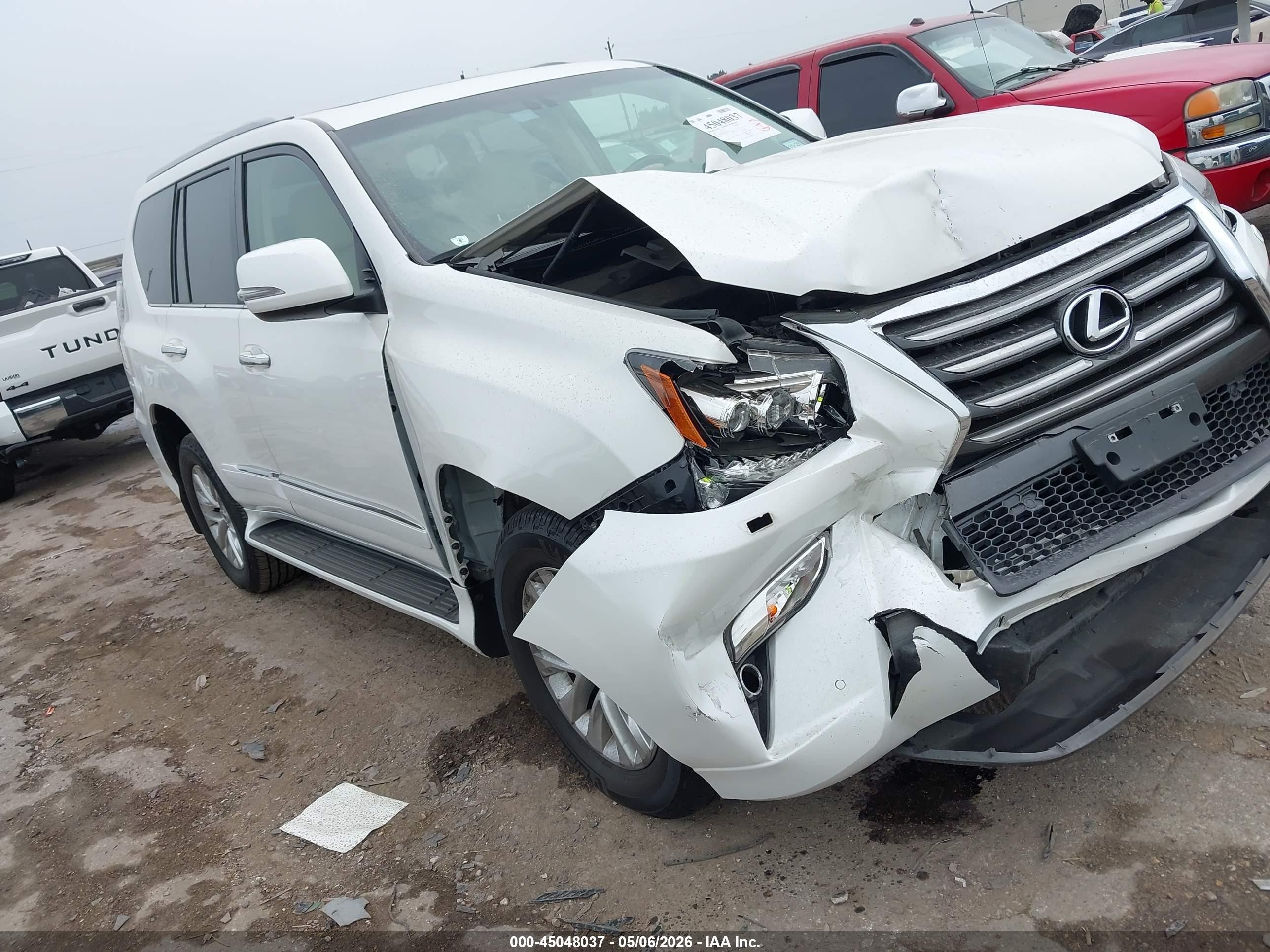2019 Lexus GX 460 Premium, VIN JTJBM7FX0K5240534 — Front end