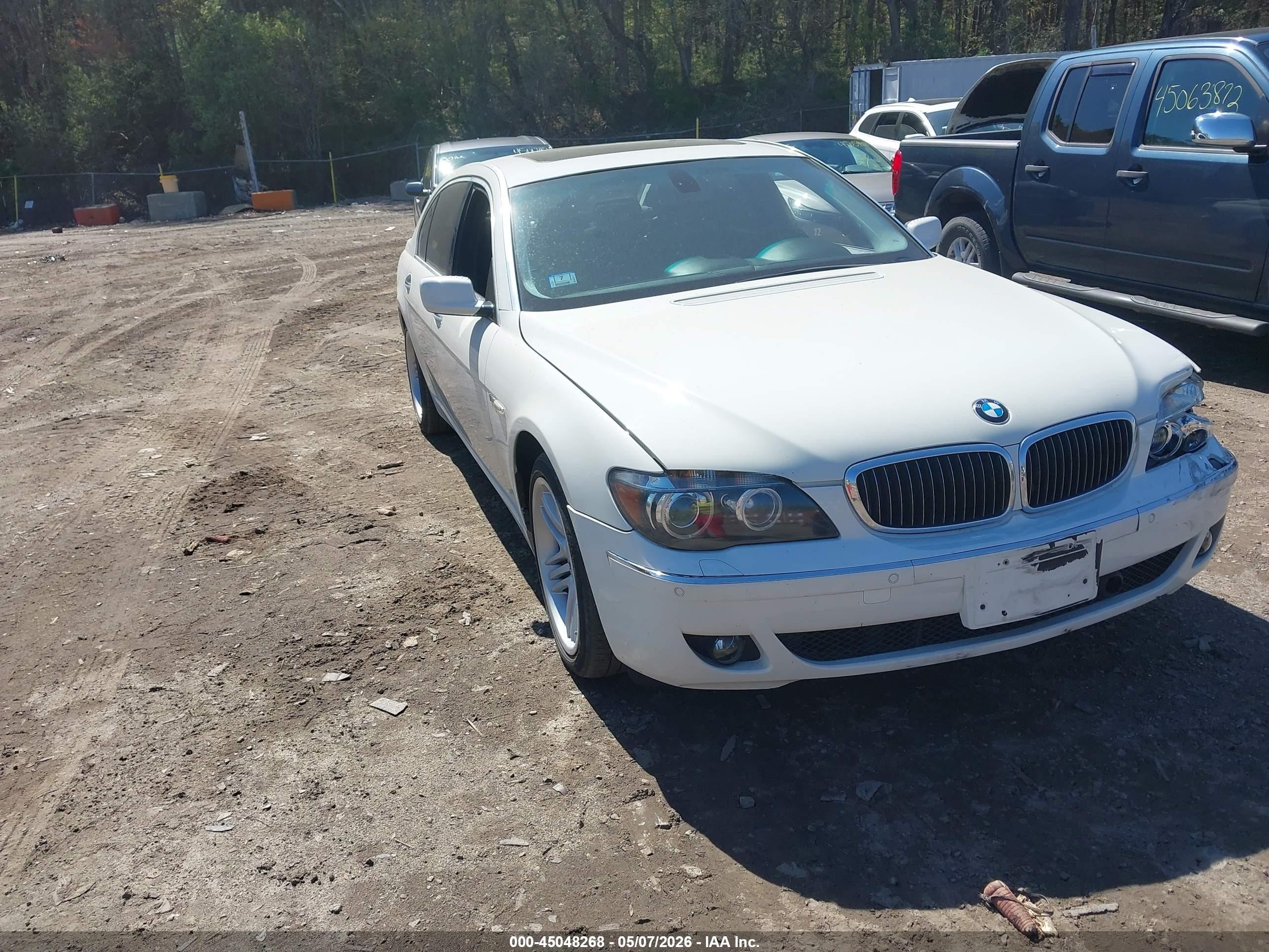 2008 BMW 7 Series 760Li, VIN WBAHN03598DD98941 — Front end