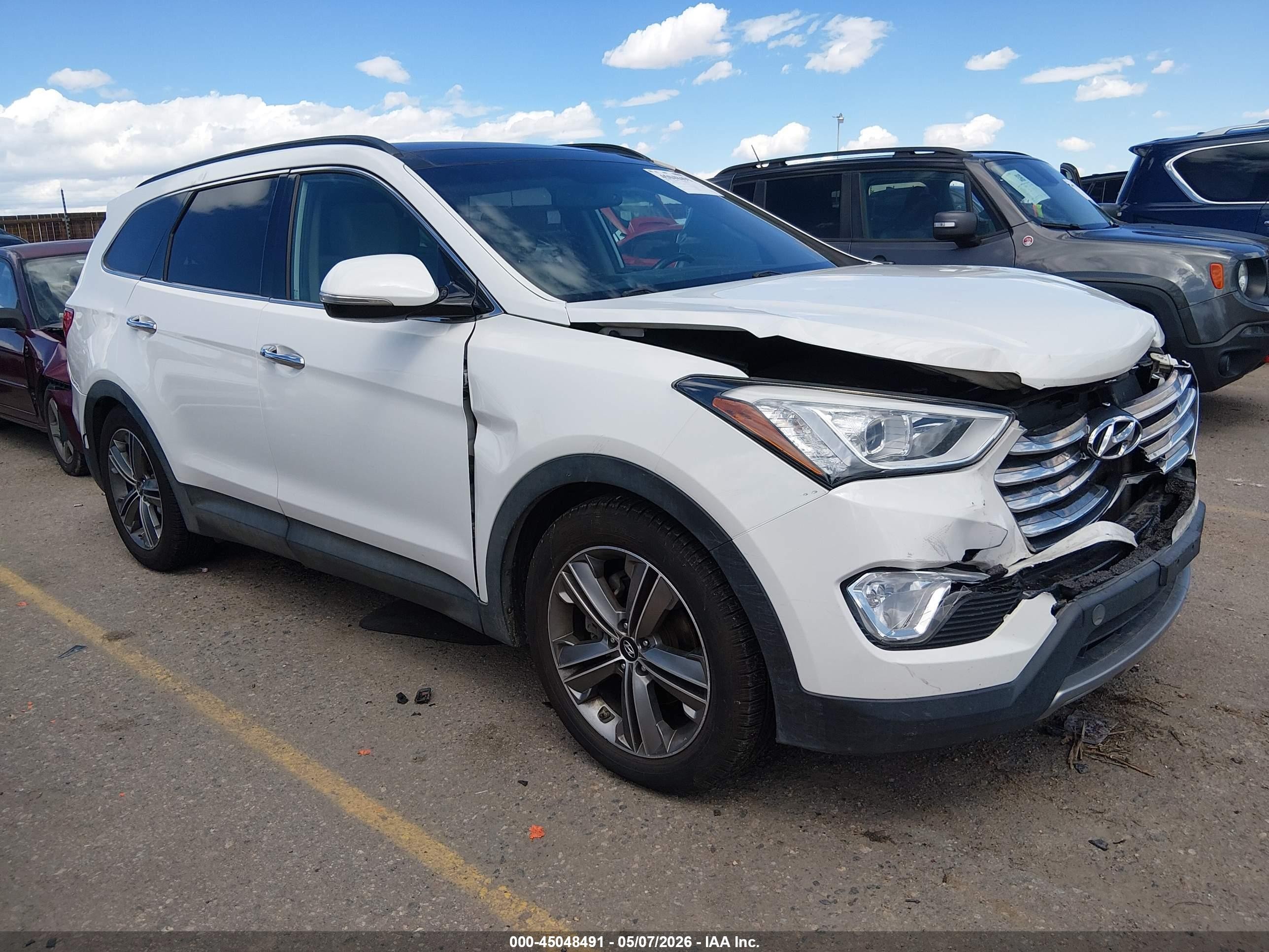 2015 Hyundai Santa Fe Limited, VIN KM8SRDHF6FU109302 — Перед