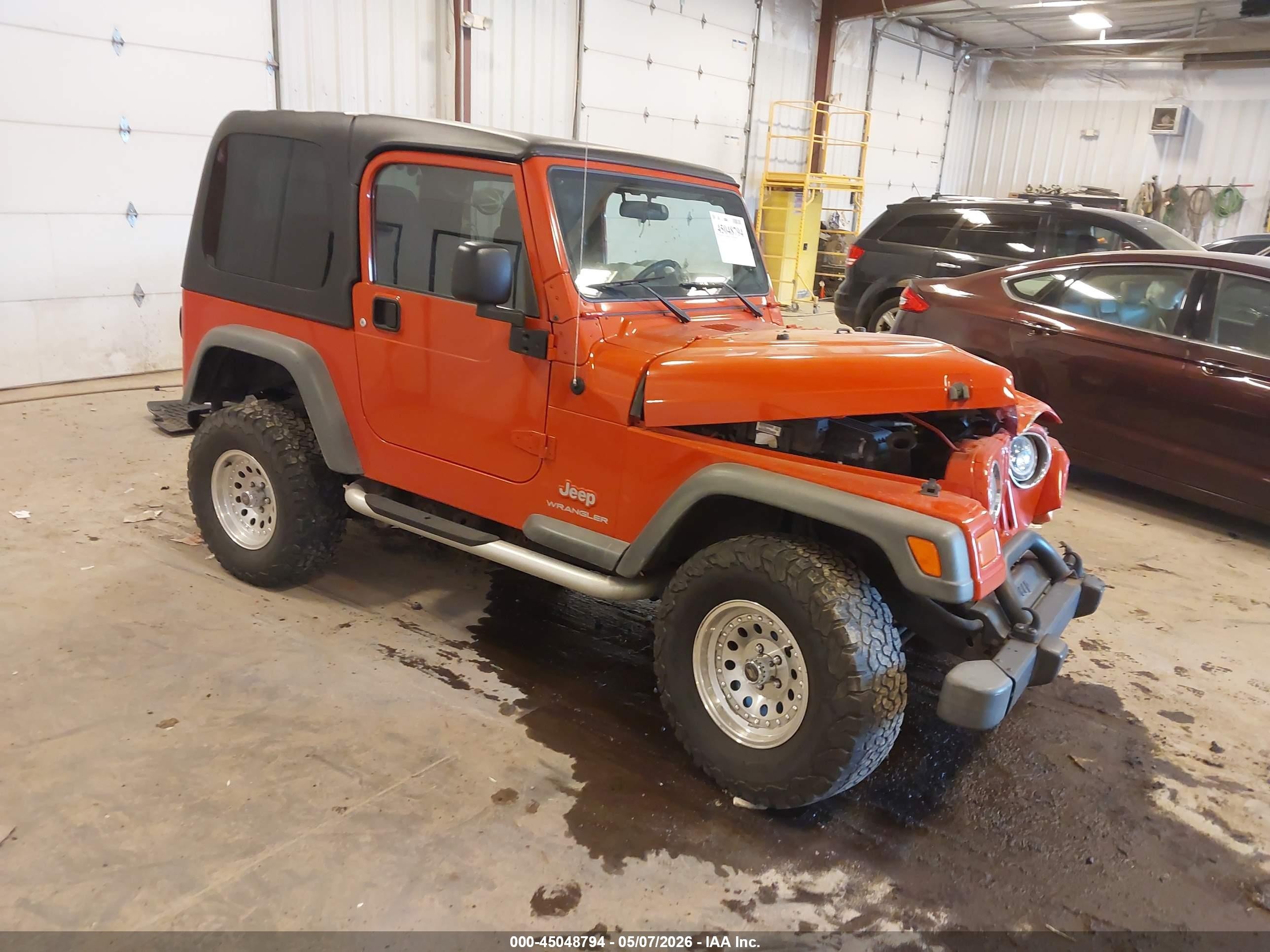 2005 Jeep Wrangler X, VIN 1J4FA39S15P387843 — Front end
