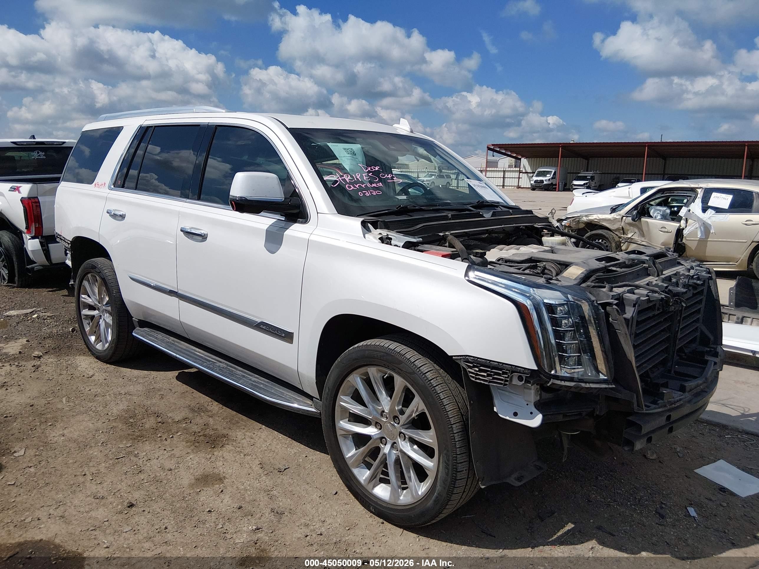 2018 Cadillac Escalade Luxury, VIN 1GYS4BKJ4JR135858 — Stripped