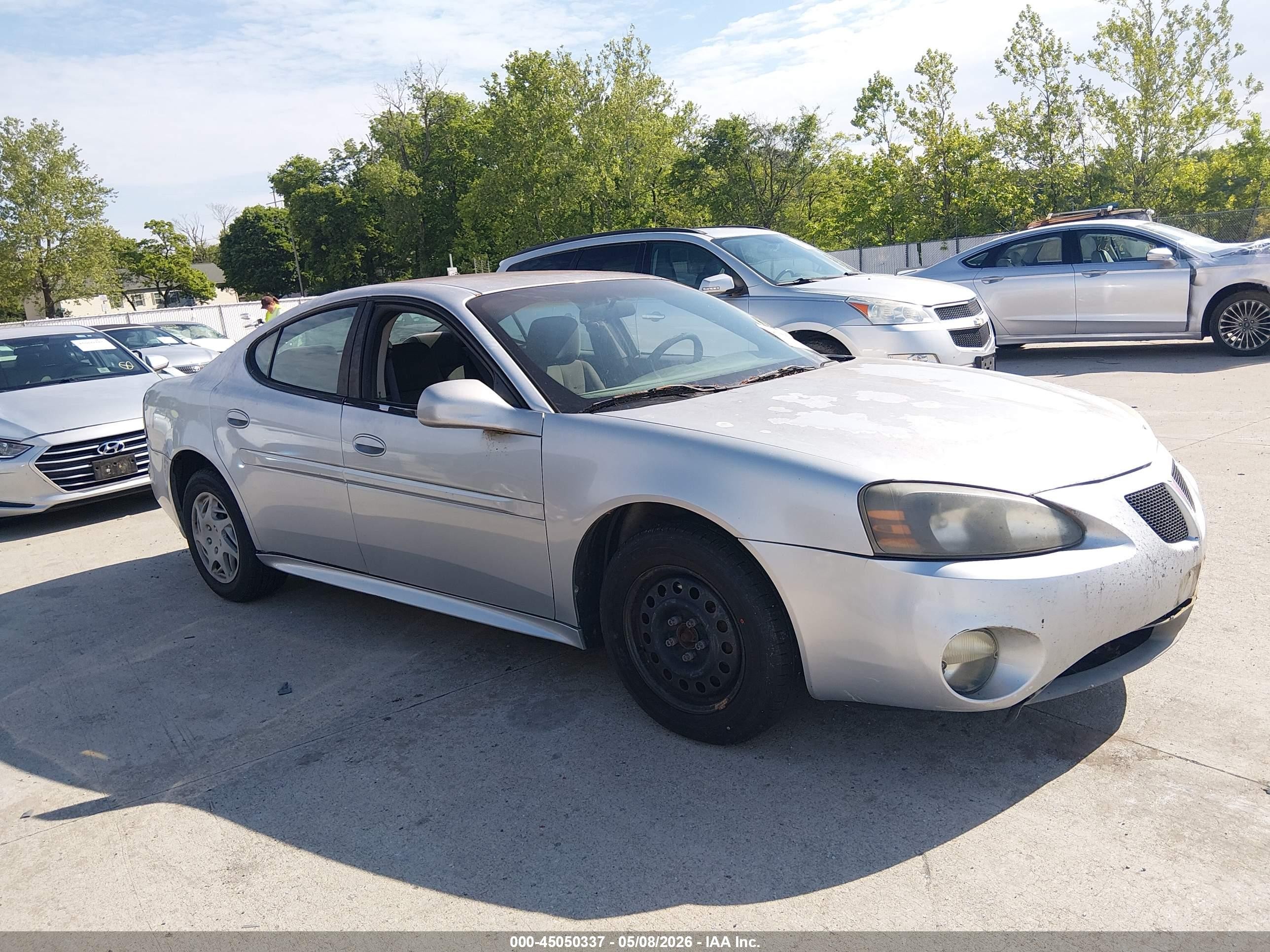 2004 Pontiac Grand Prix GT1, VIN 2G2WP522941142704 — Normal wear