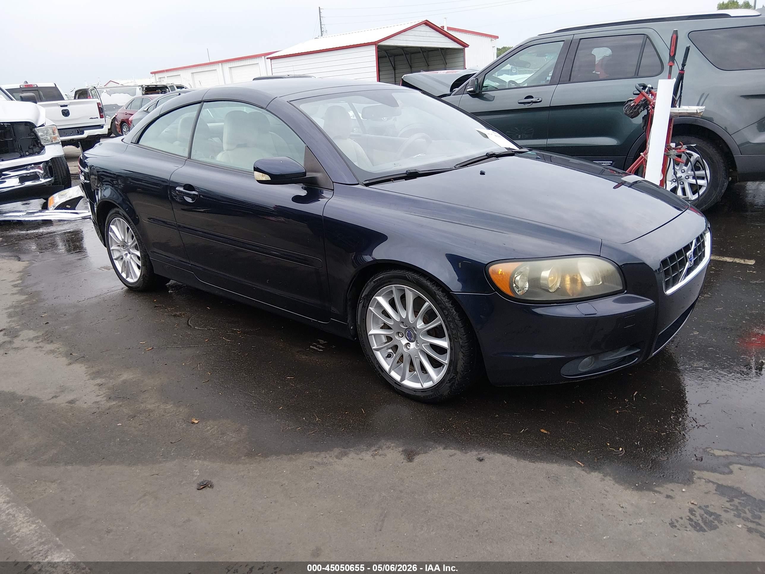 2007 Volvo C70, VIN YV1MC68207J017574 — Бок
