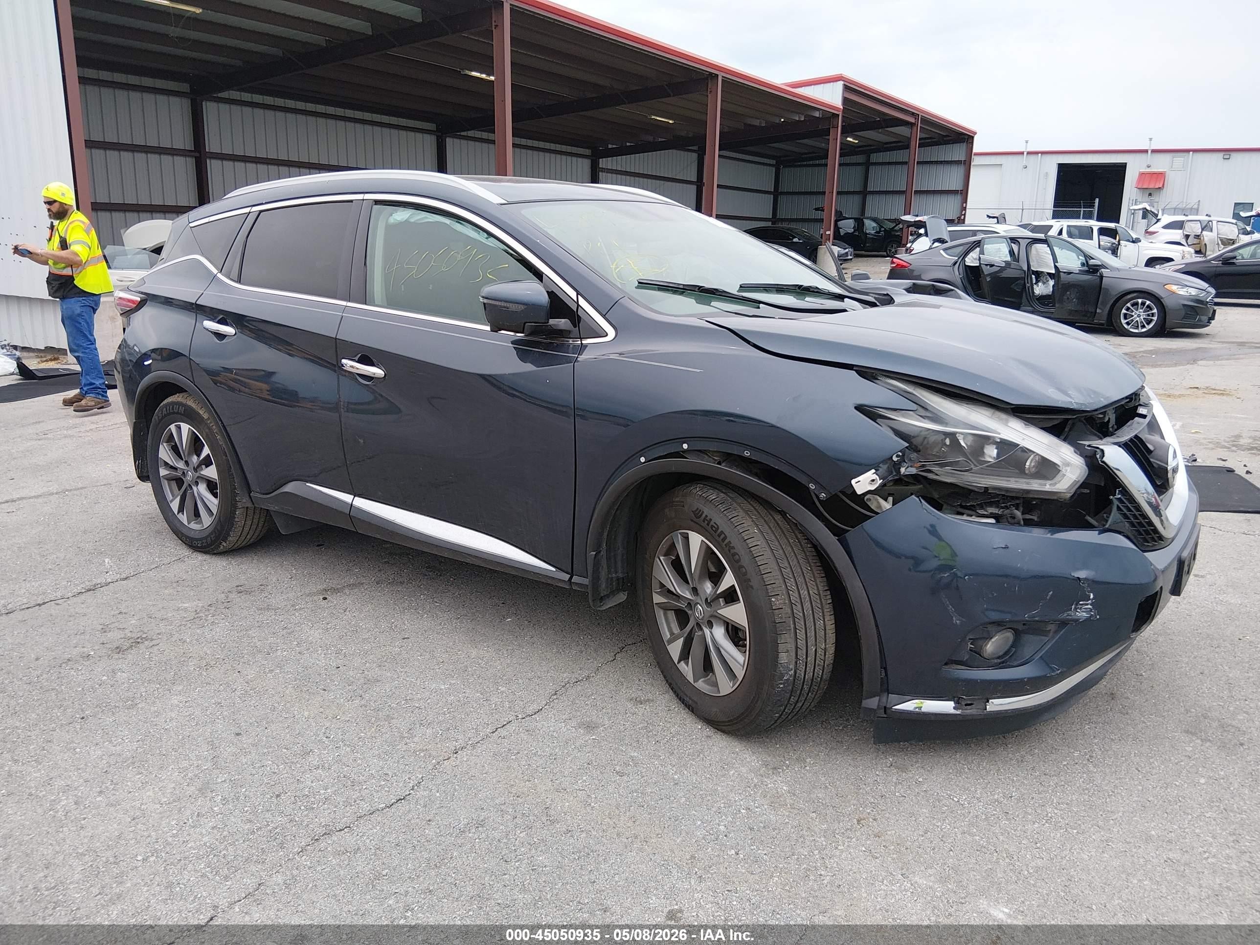 2018 Nissan Murano SV, VIN 5N1AZ2MH5JN152605 — Front end