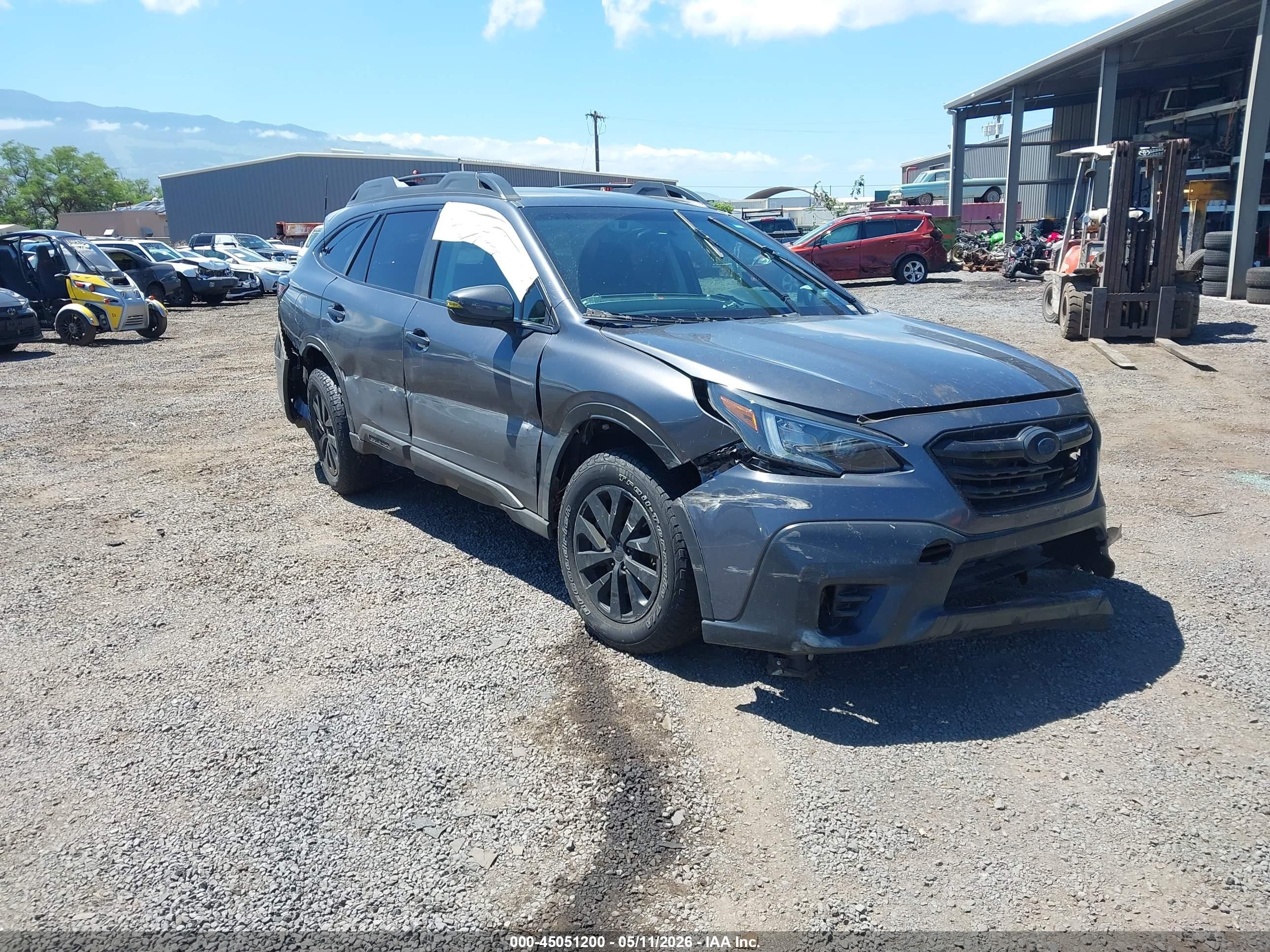 2022 Subaru Outback Premium, VIN 4S4BTADCXN3138804 — Side
