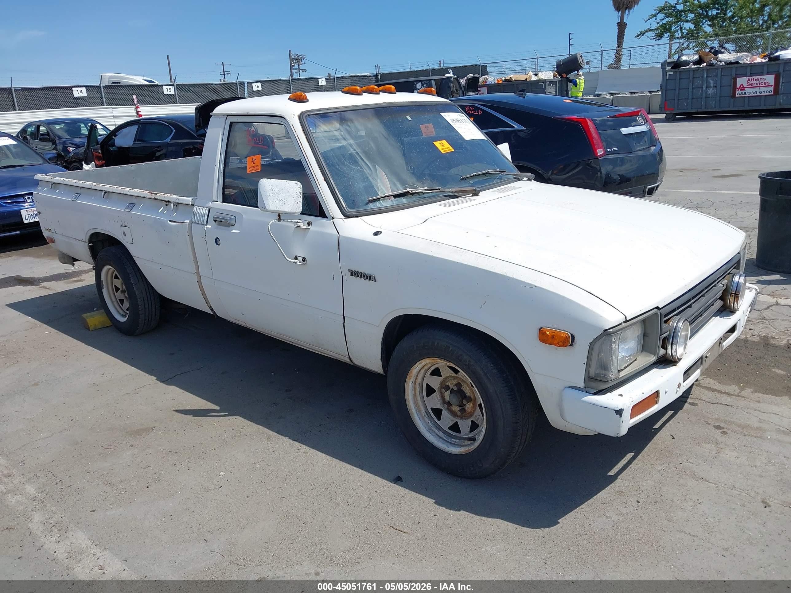 1983 Toyota Pickup, VIN JT4RN44R2D1102991 — Normal wear