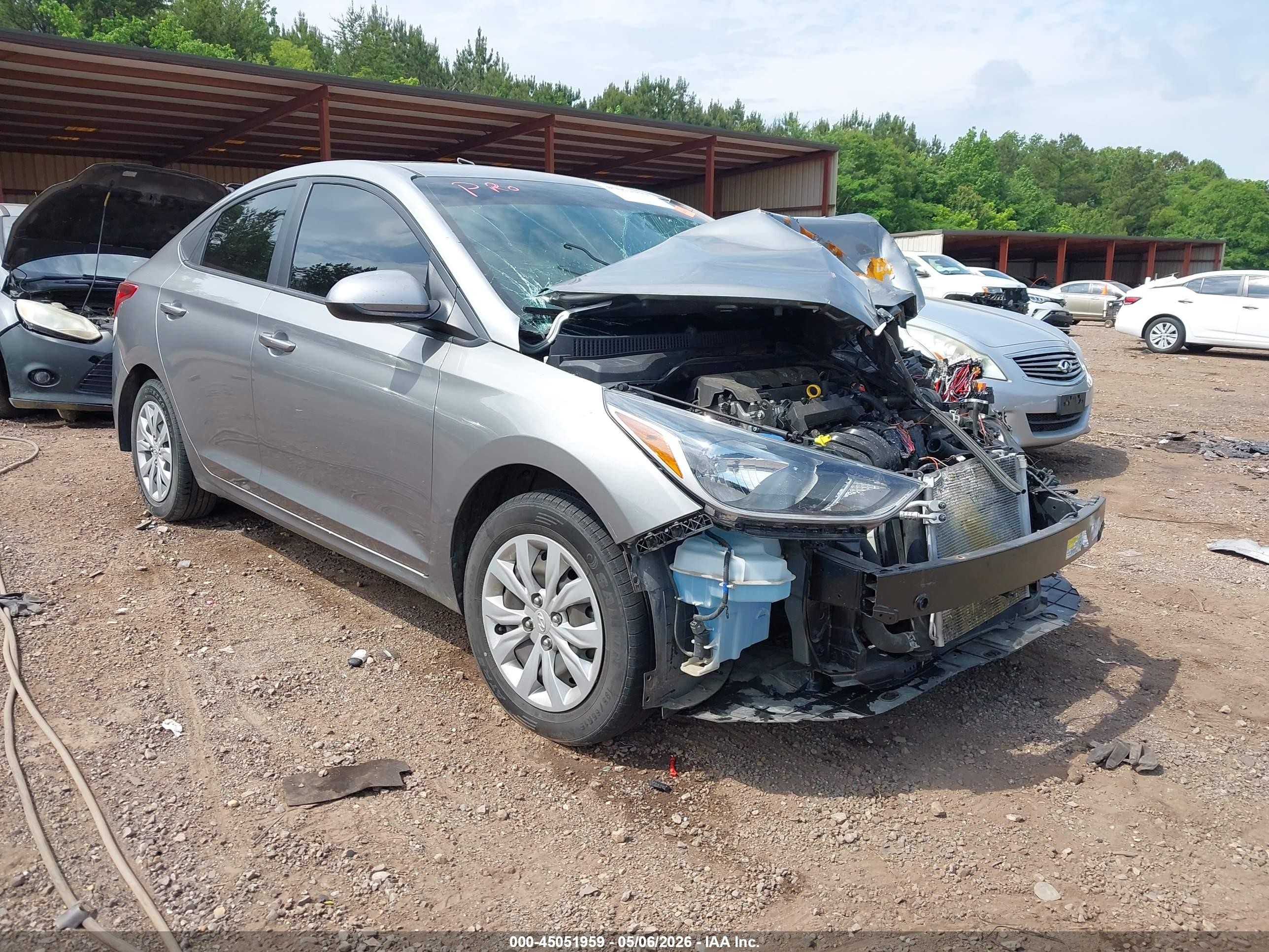 2021 Hyundai Accent SE, VIN 3KPC24A67ME145759 — Front end