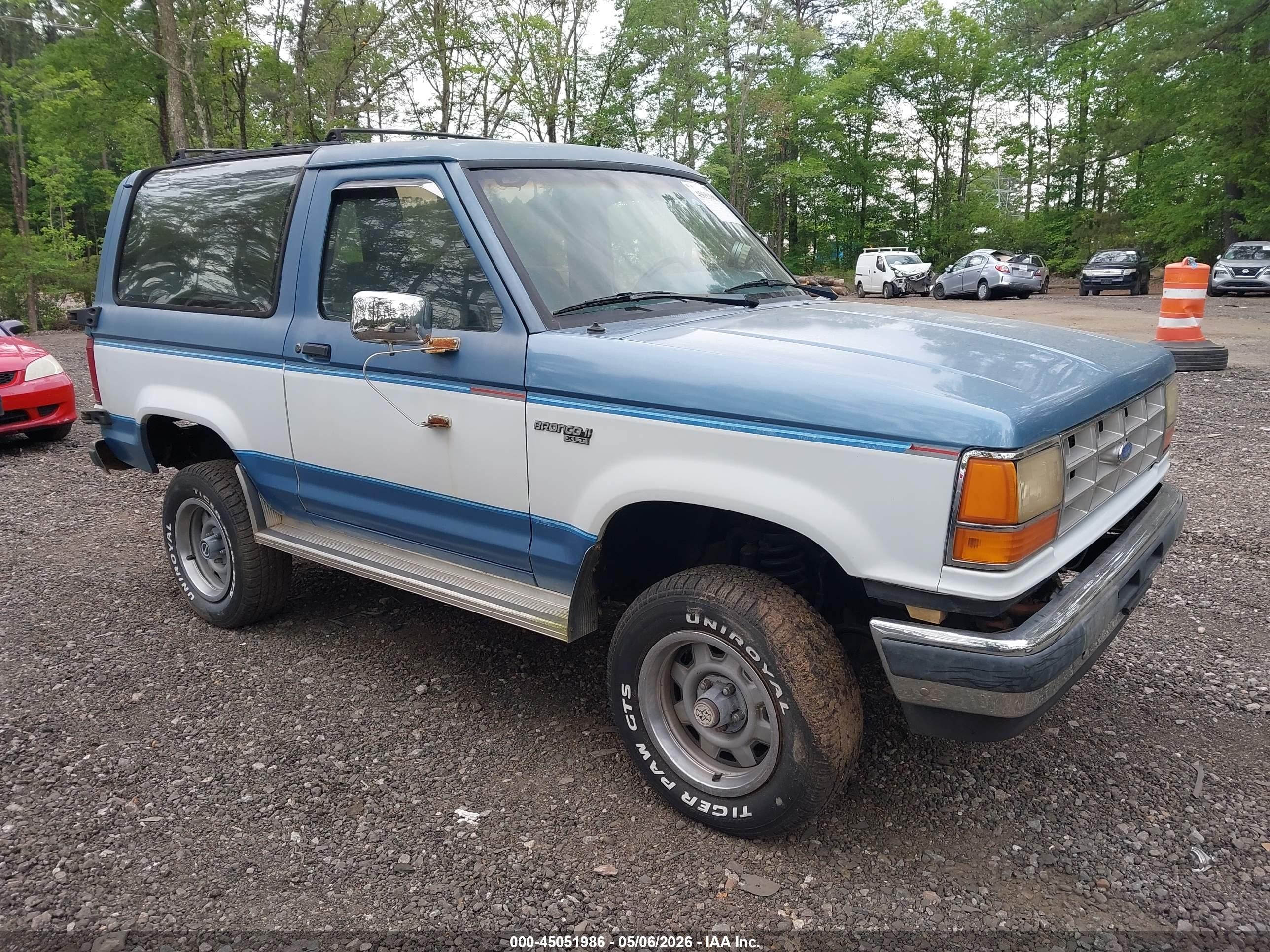 1990 Ford Bronco, VIN 1FMCU14T4LUA63221 — Normal wear