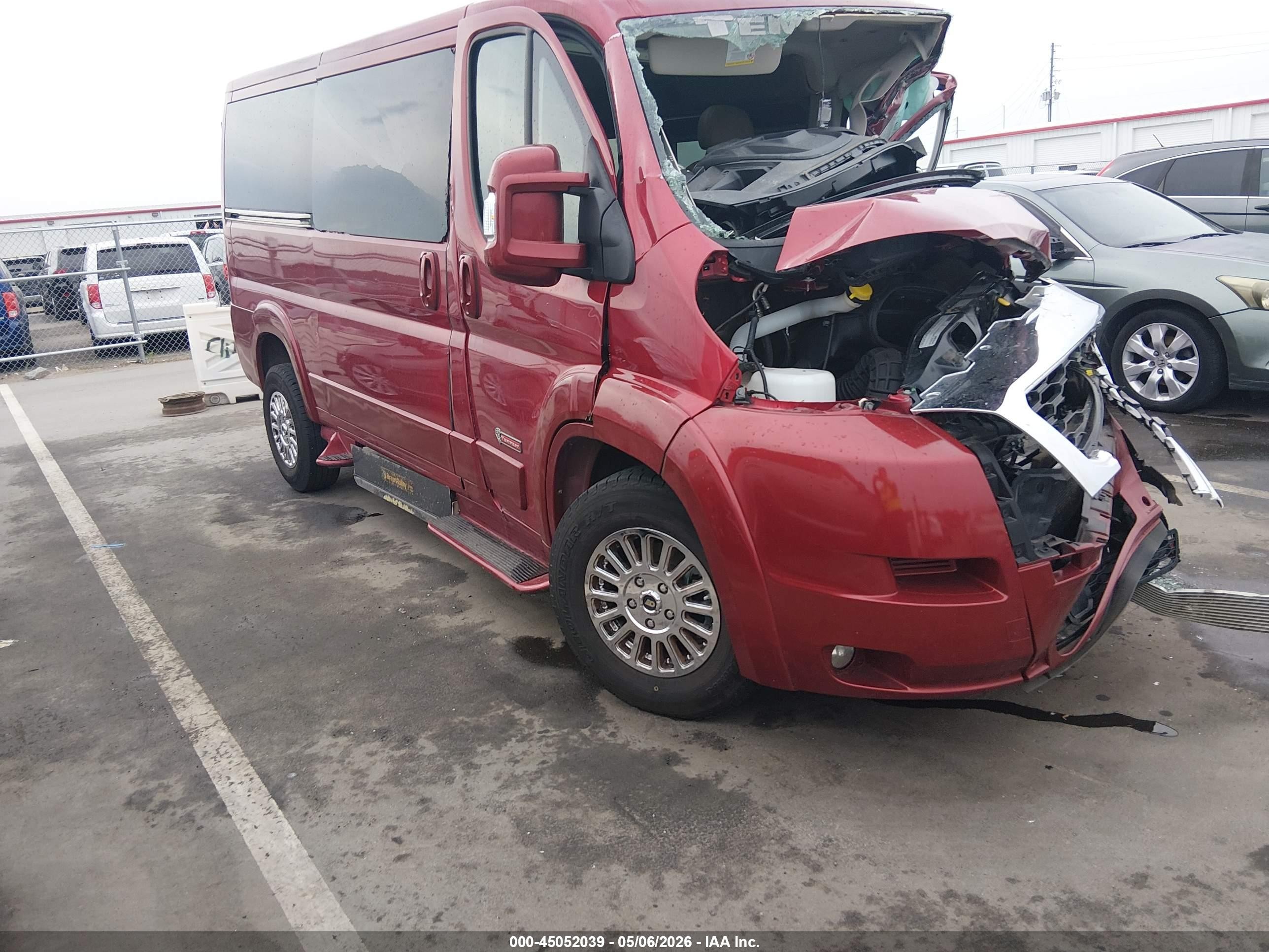 2022 Ram ProMaster Cargo, VIN 3C6LRVAG1NE127874 — Front end
