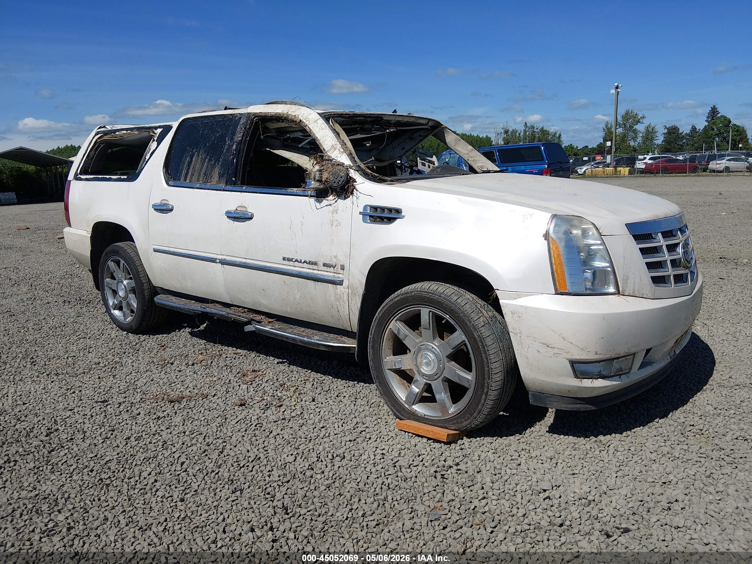 2007 Cadillac Escalade ESV, VIN 1GYFK66877R291911 — Rollover