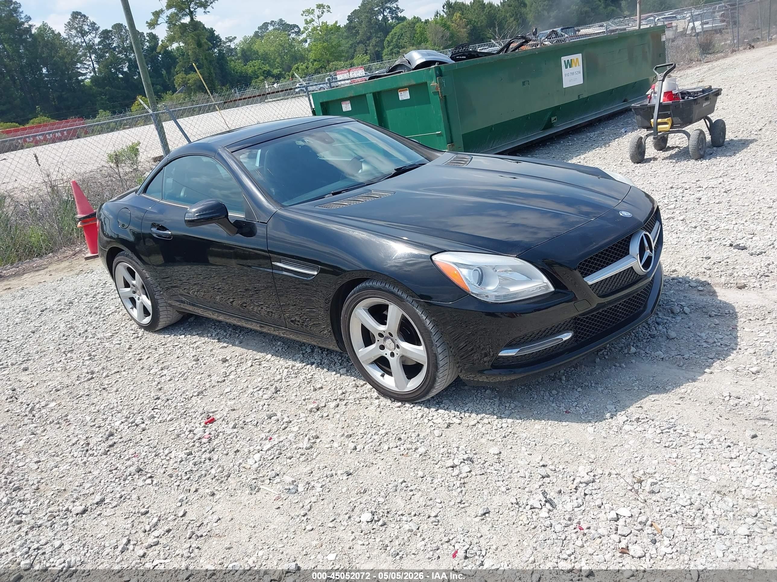 2015 Mercedes-Benz SLK 250, VIN WDDPK4HA4FF098037 — Normal wear