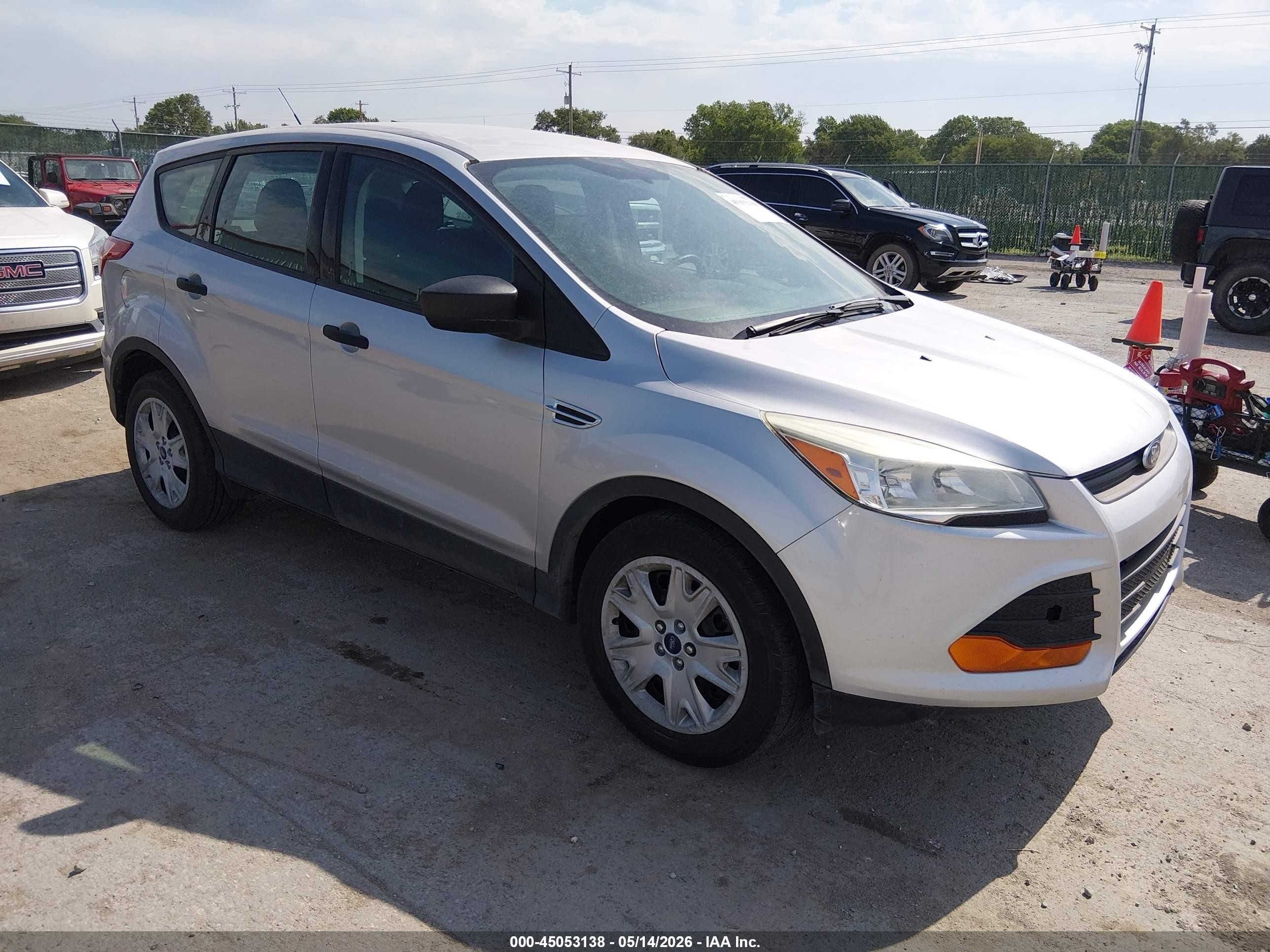 2015 Ford Escape S, VIN 1FMCU0F78FUA52088 — Normal wear