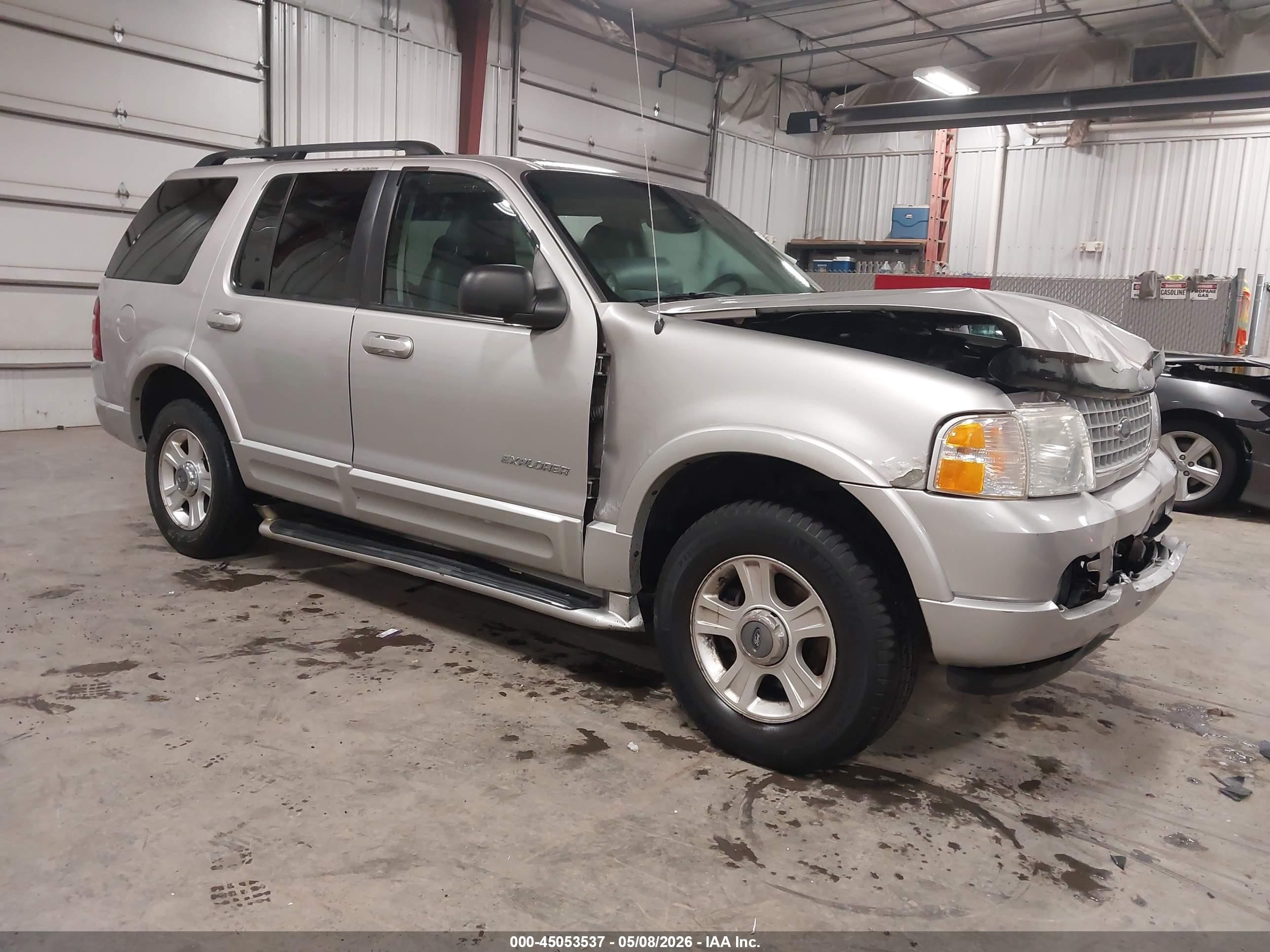 2002 Ford Explorer Limited, VIN 1FMZU75EX2ZC23794 — All over