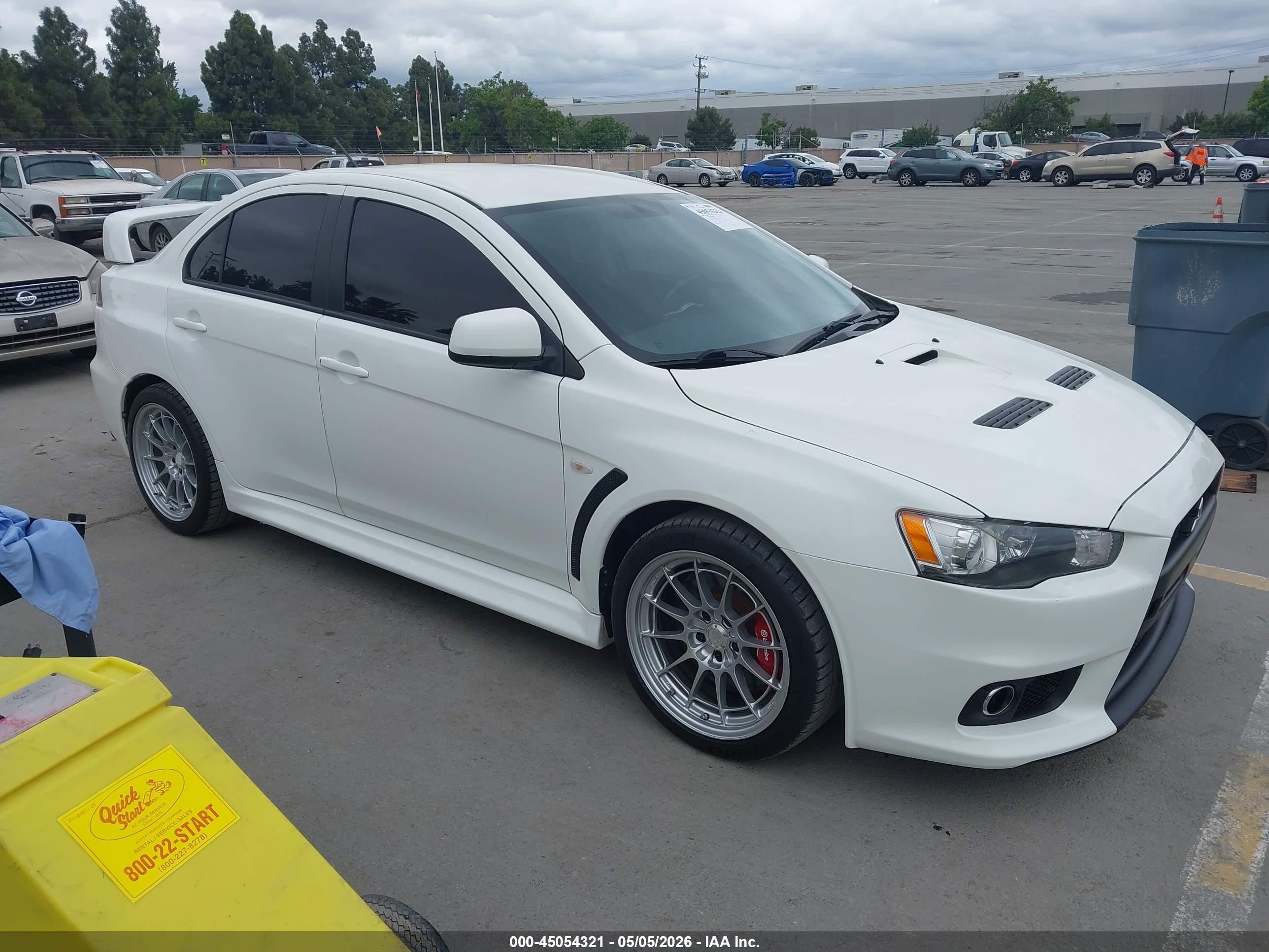 2013 Mitsubishi Lancer Evolution GSR, VIN JA32W8FV1DU018383 — Normal wear