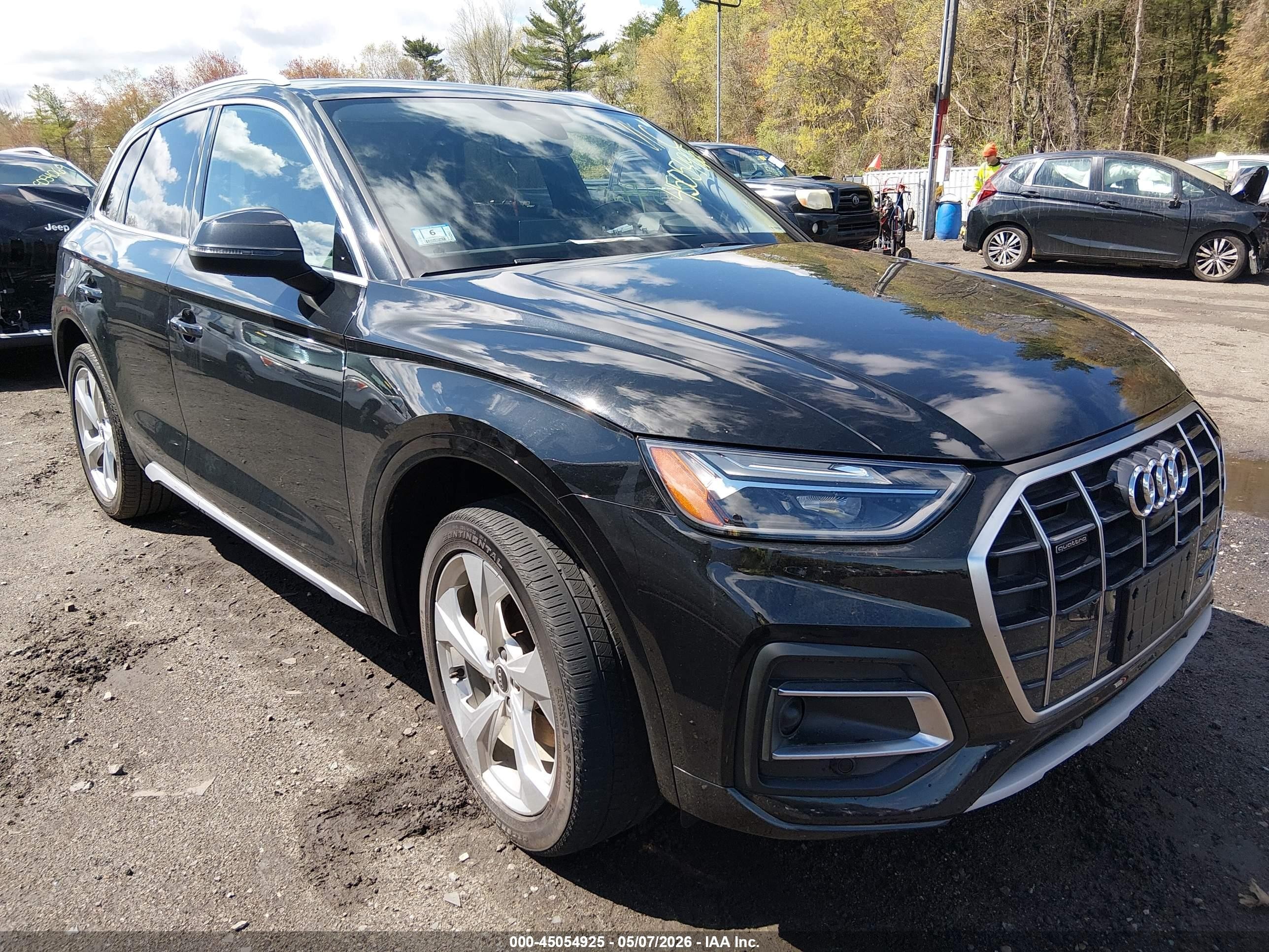 2021 Audi Q5 Premium Plus, VIN WA1BAAFY8M2055289 — Электрика