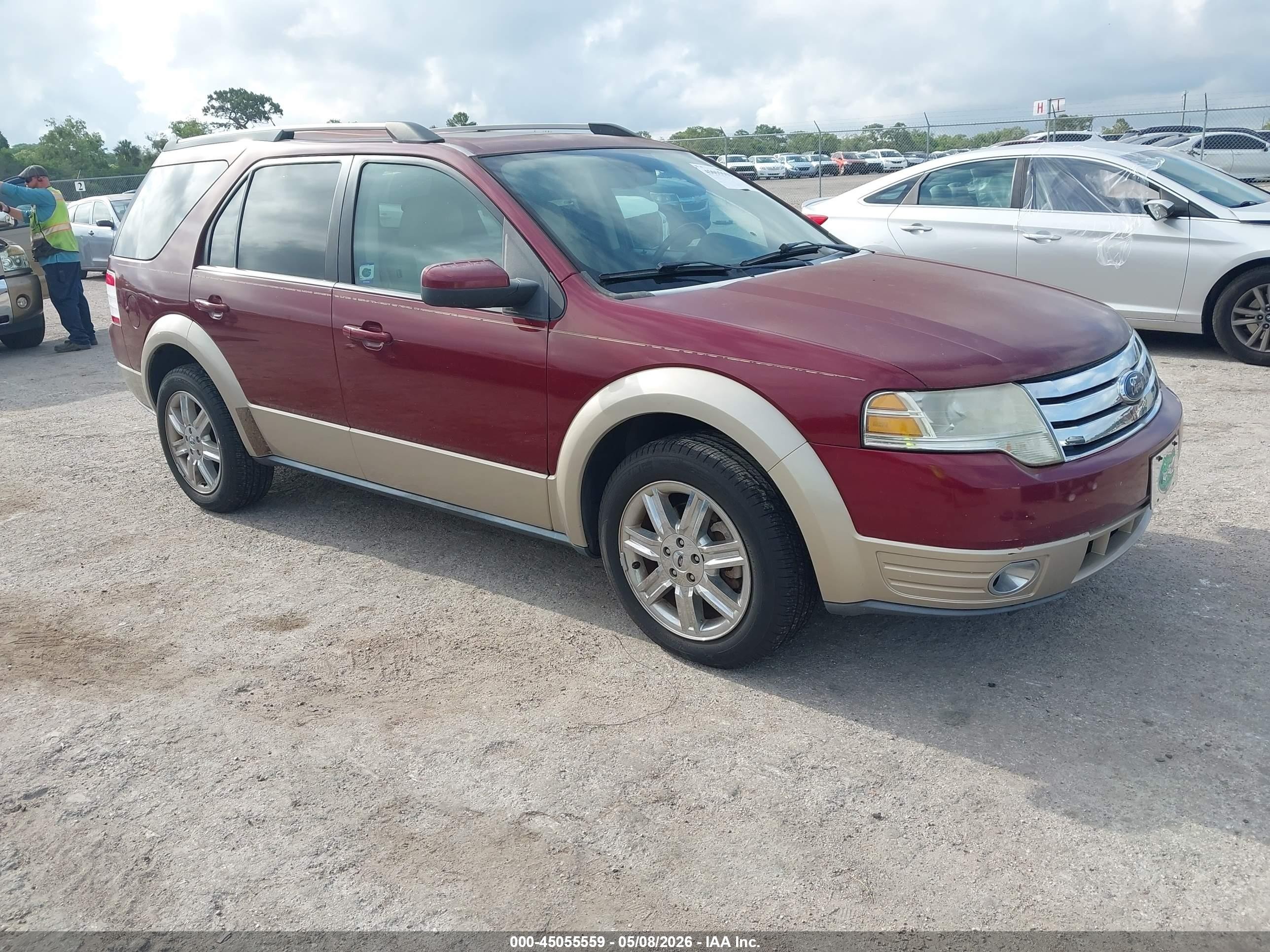 2008 Ford Taurus X Eddie Bauer, VIN 1FMDK07W08GA18485 — Normal wear