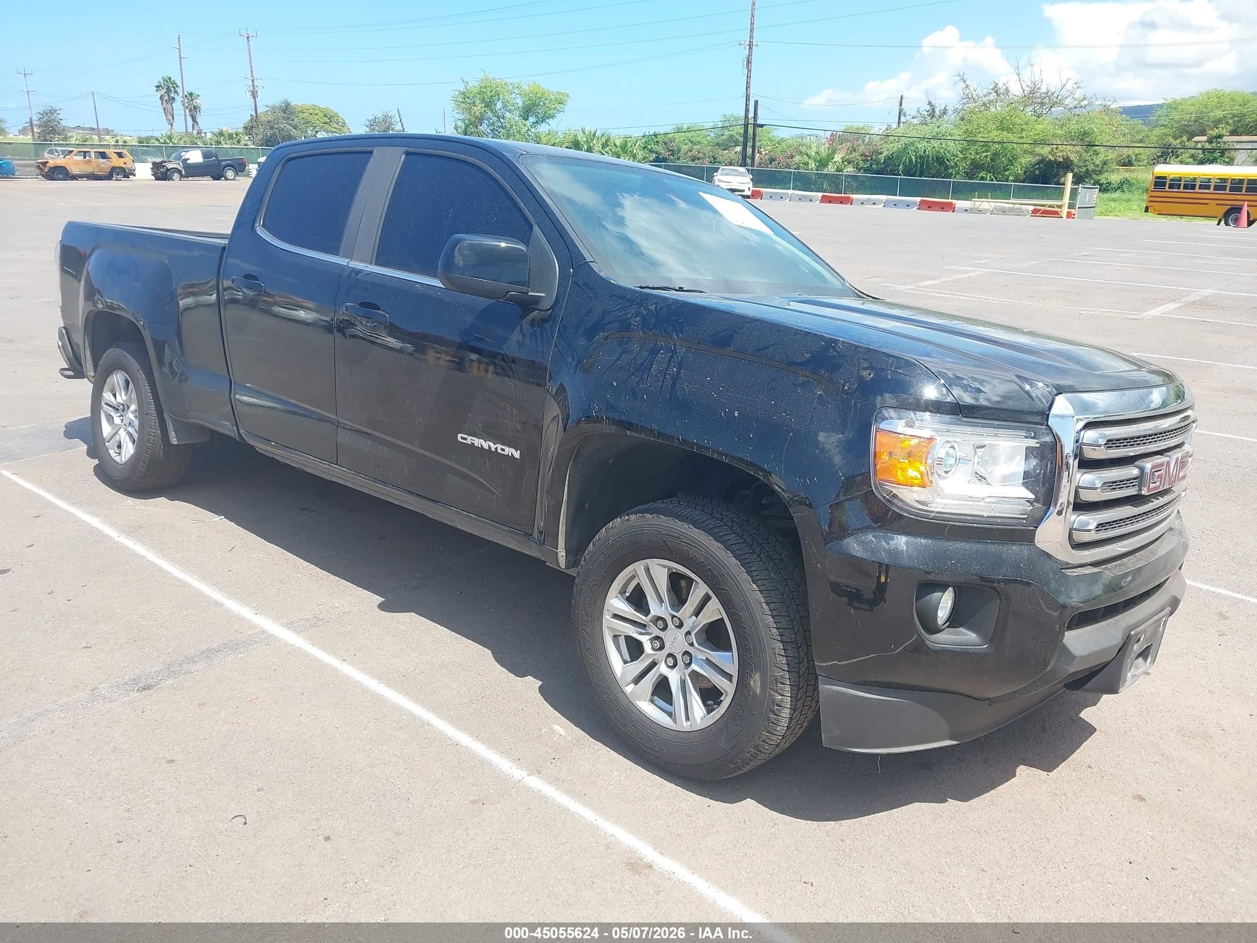 2019 GMC Canyon 2WD SLE, VIN 1GTG5CEN7K1271222 — Side