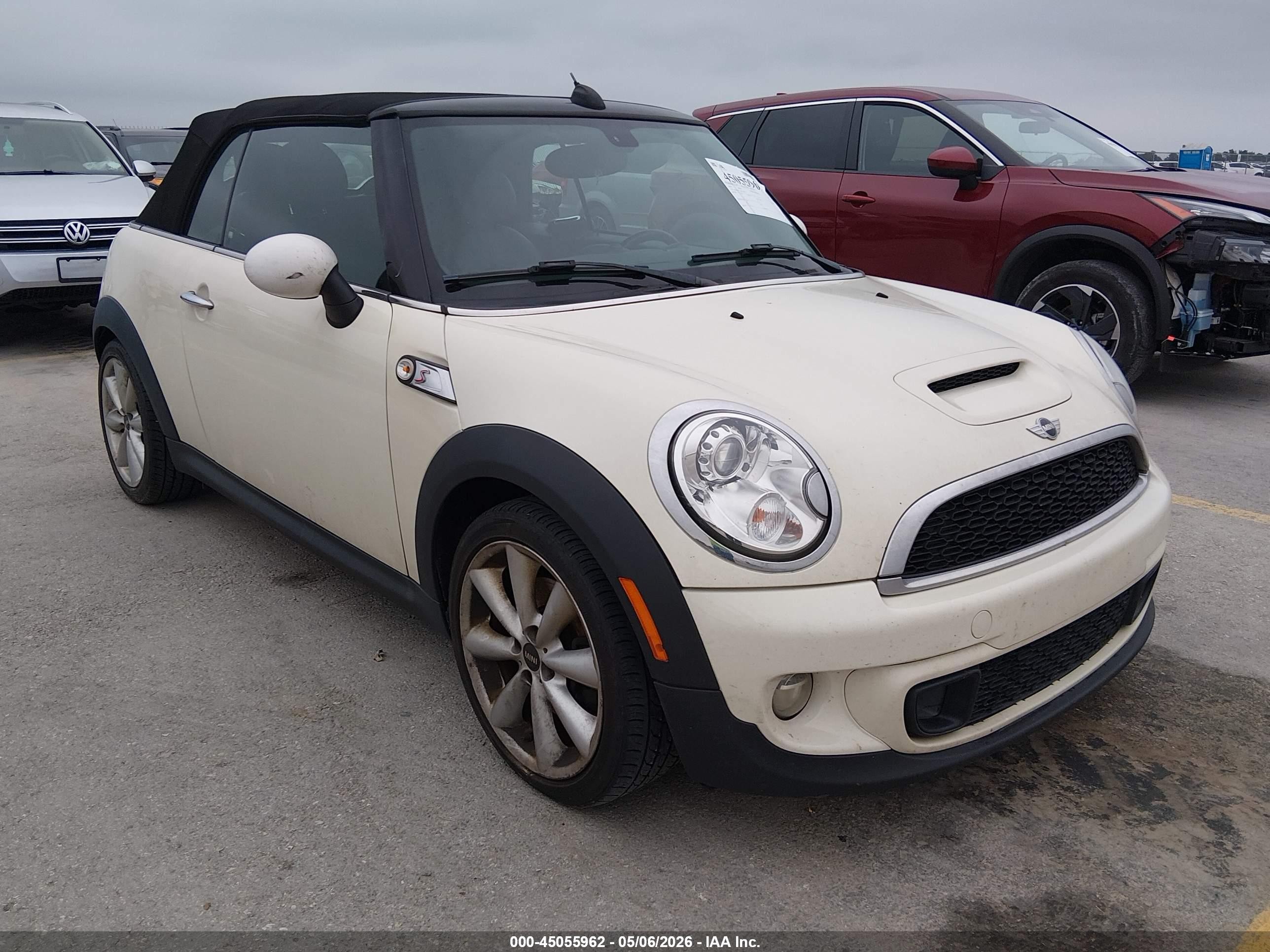 2015 MINI Convertible S, VIN WMWZP3C56FT708737 — Обычный износ